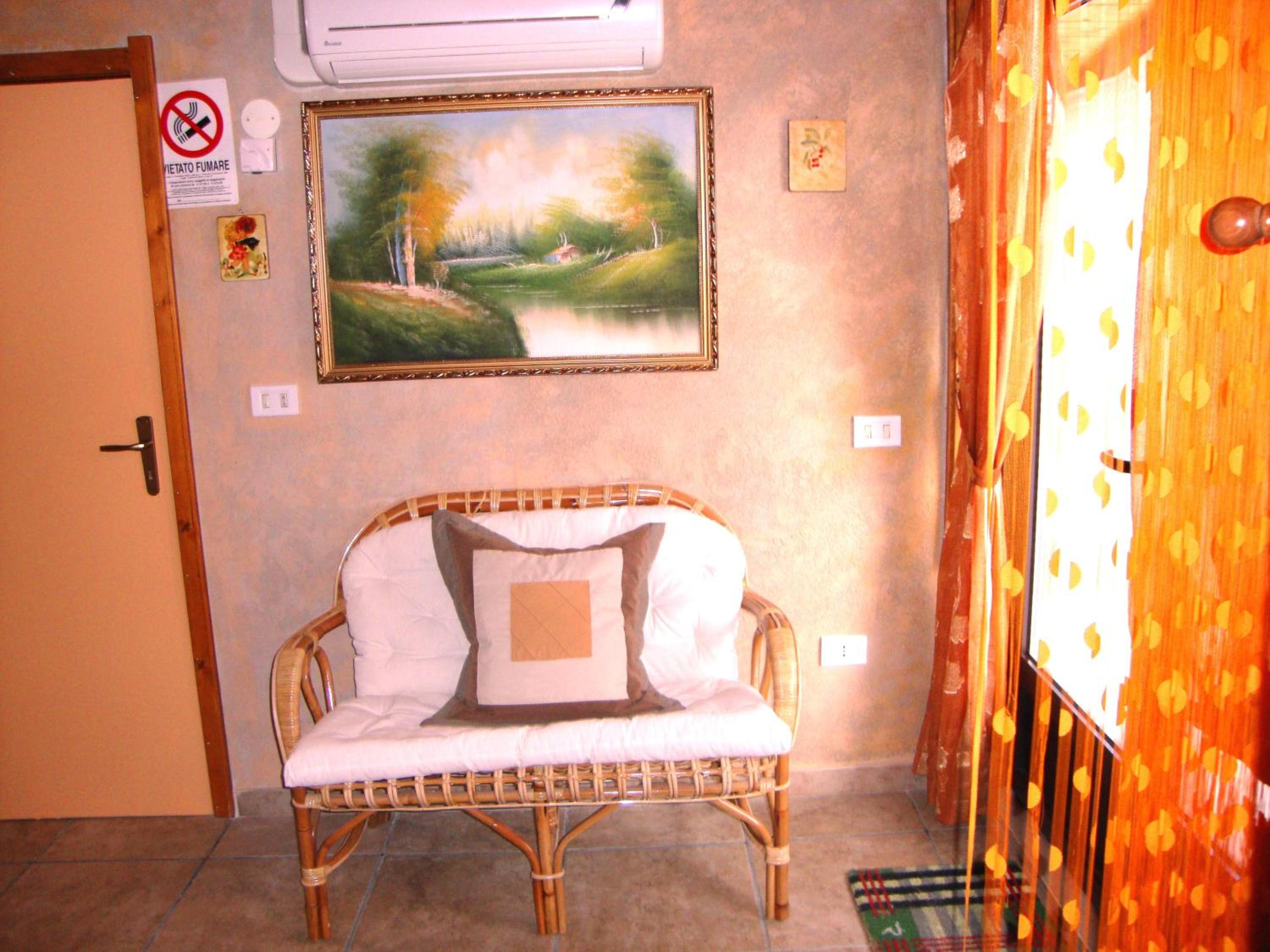 Chalet with Private Bathroom photo 2