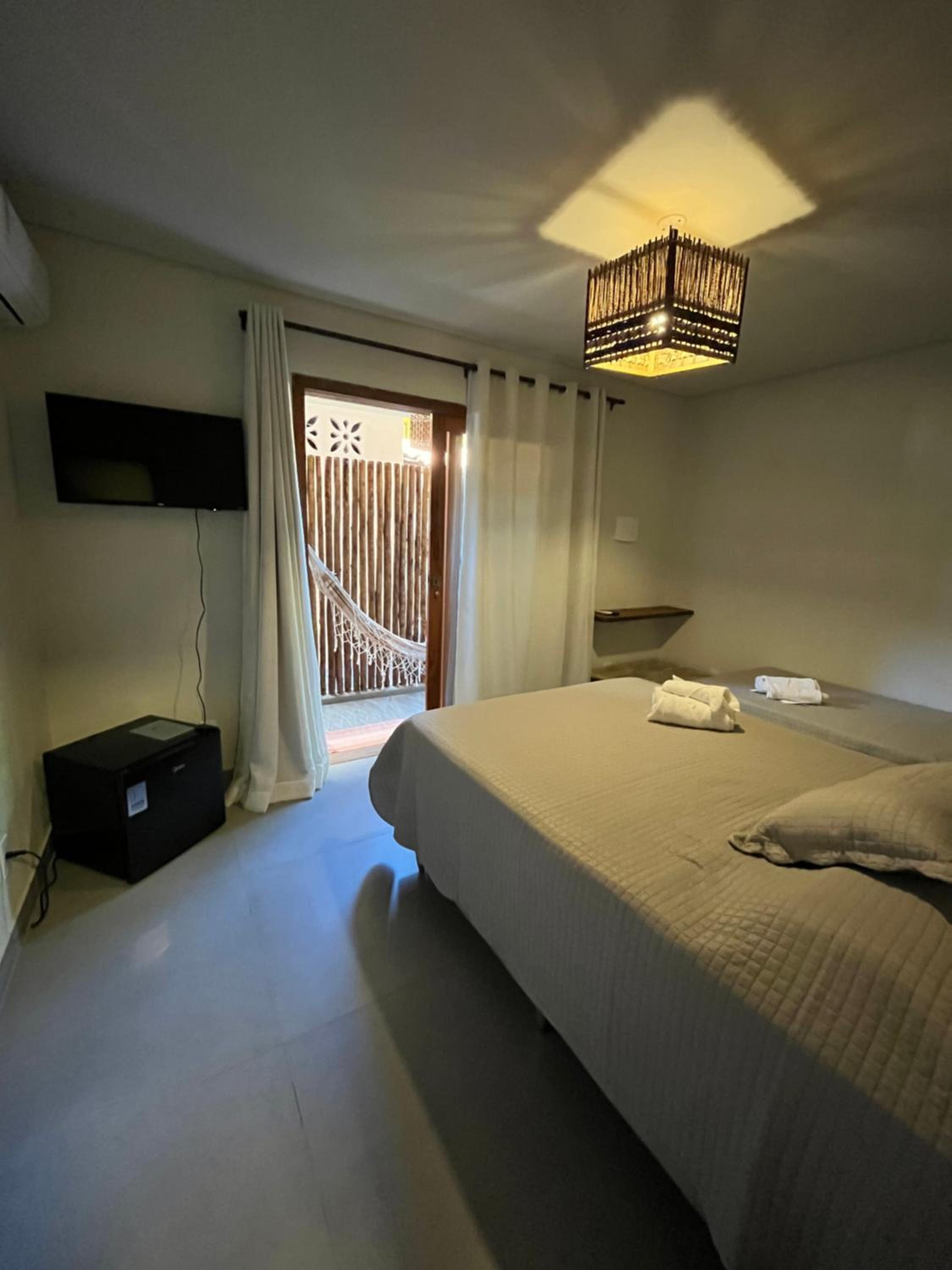 Triple Room with Balcony - Photo 7