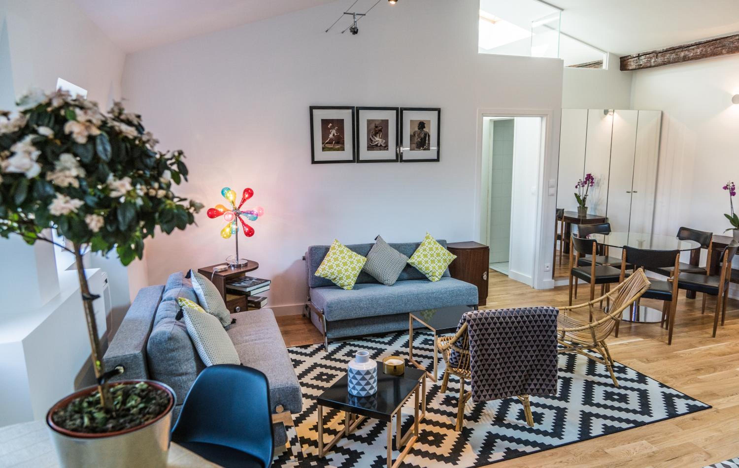 Two-Bedroom Apartment - Open sky photo 1