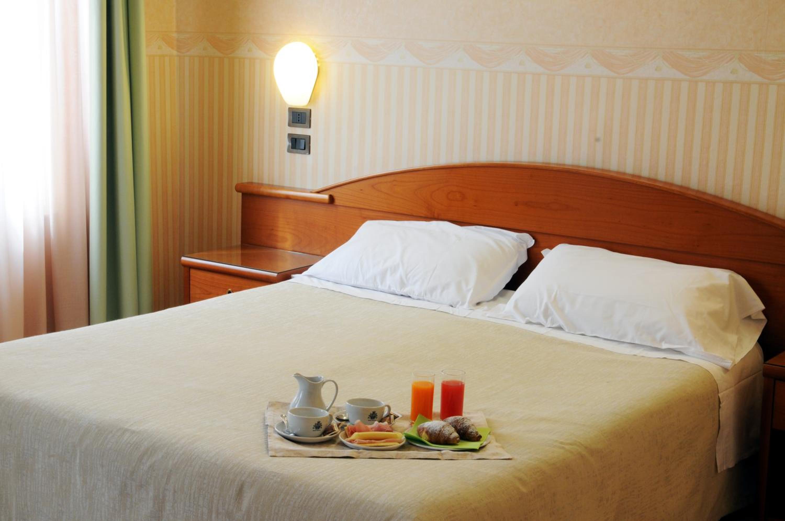 Superior Double Room - Photo 10