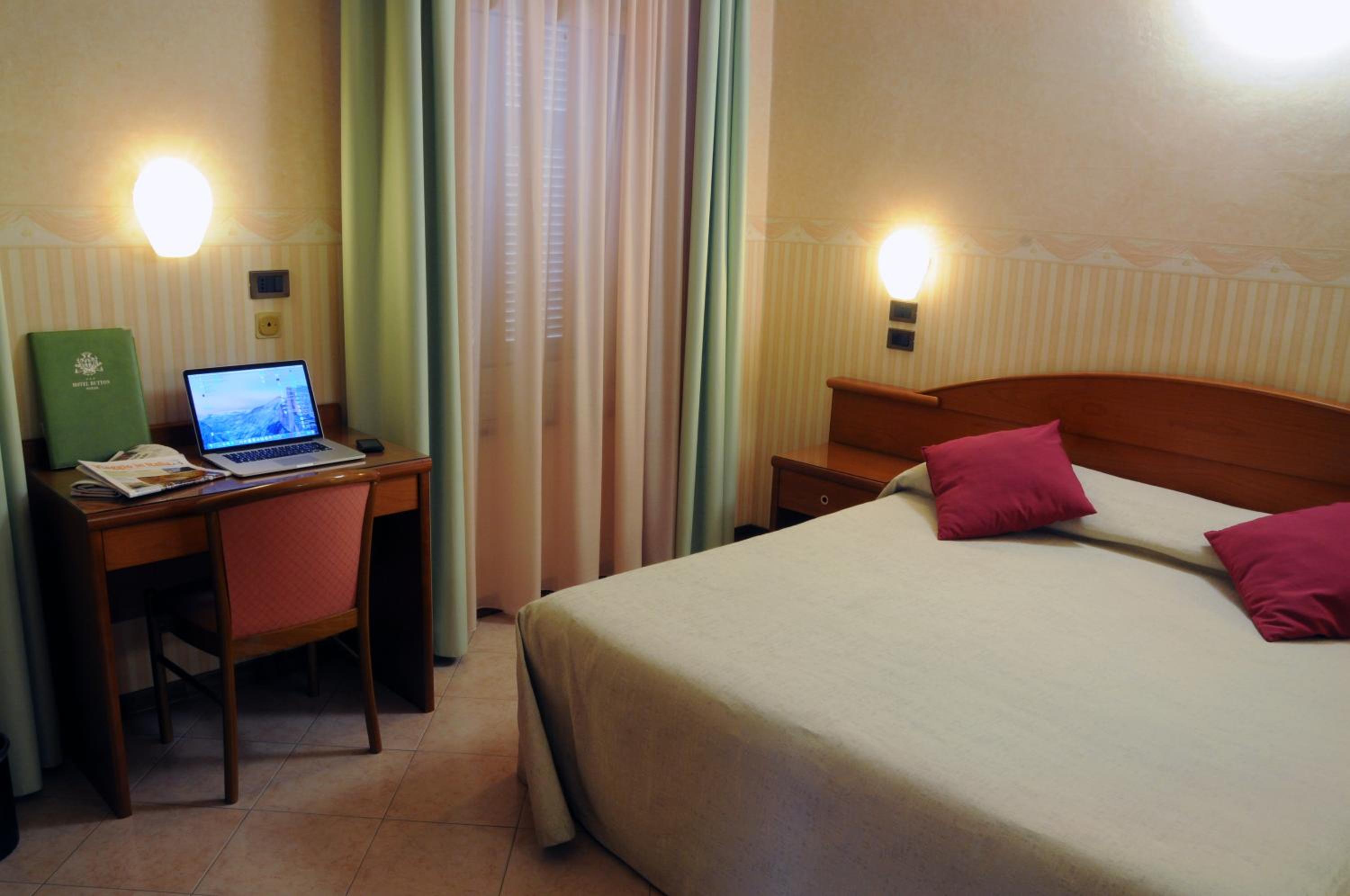 Superior Double Room - Photo 8