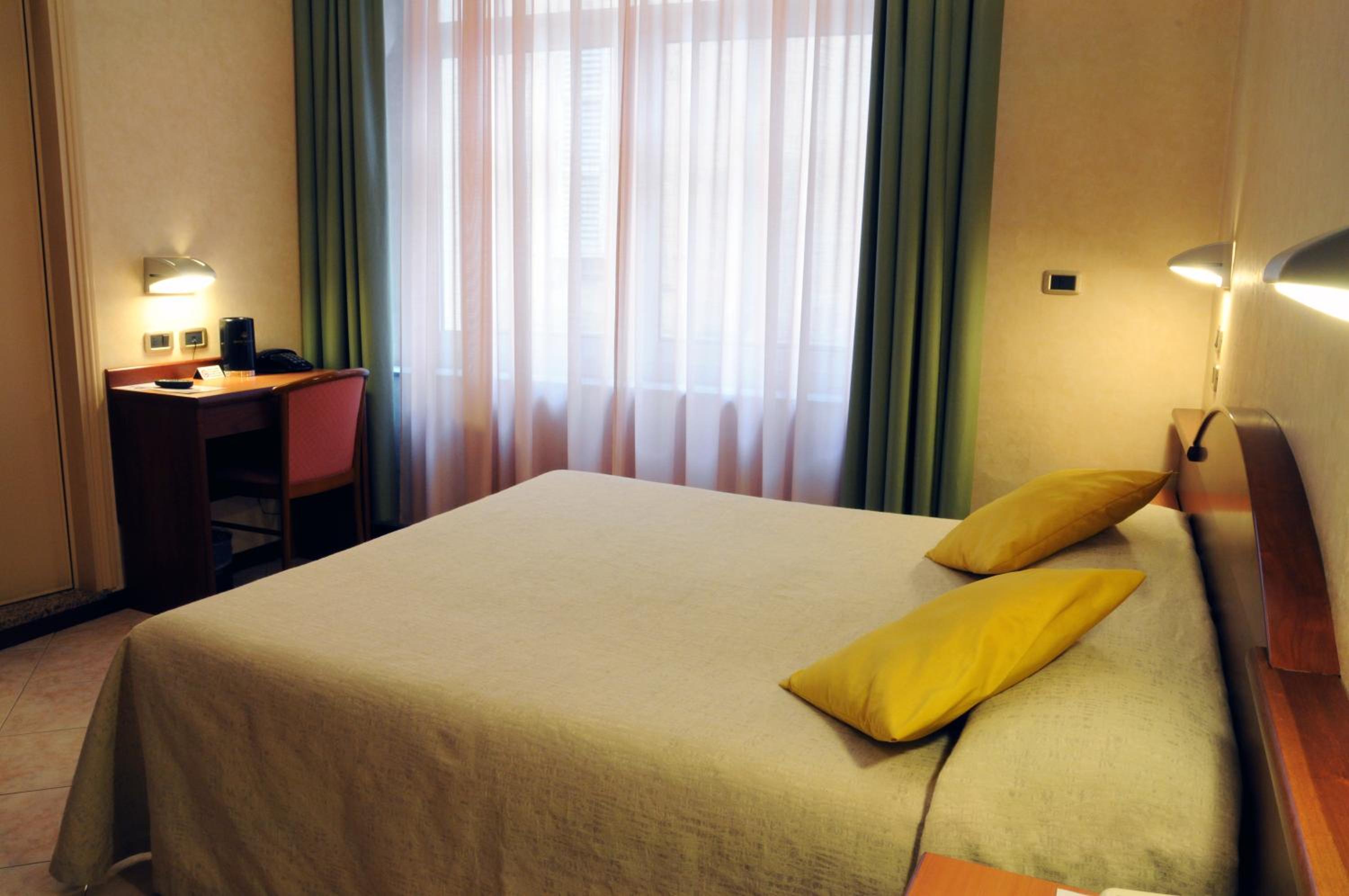 Classic Double Room - Photo 1