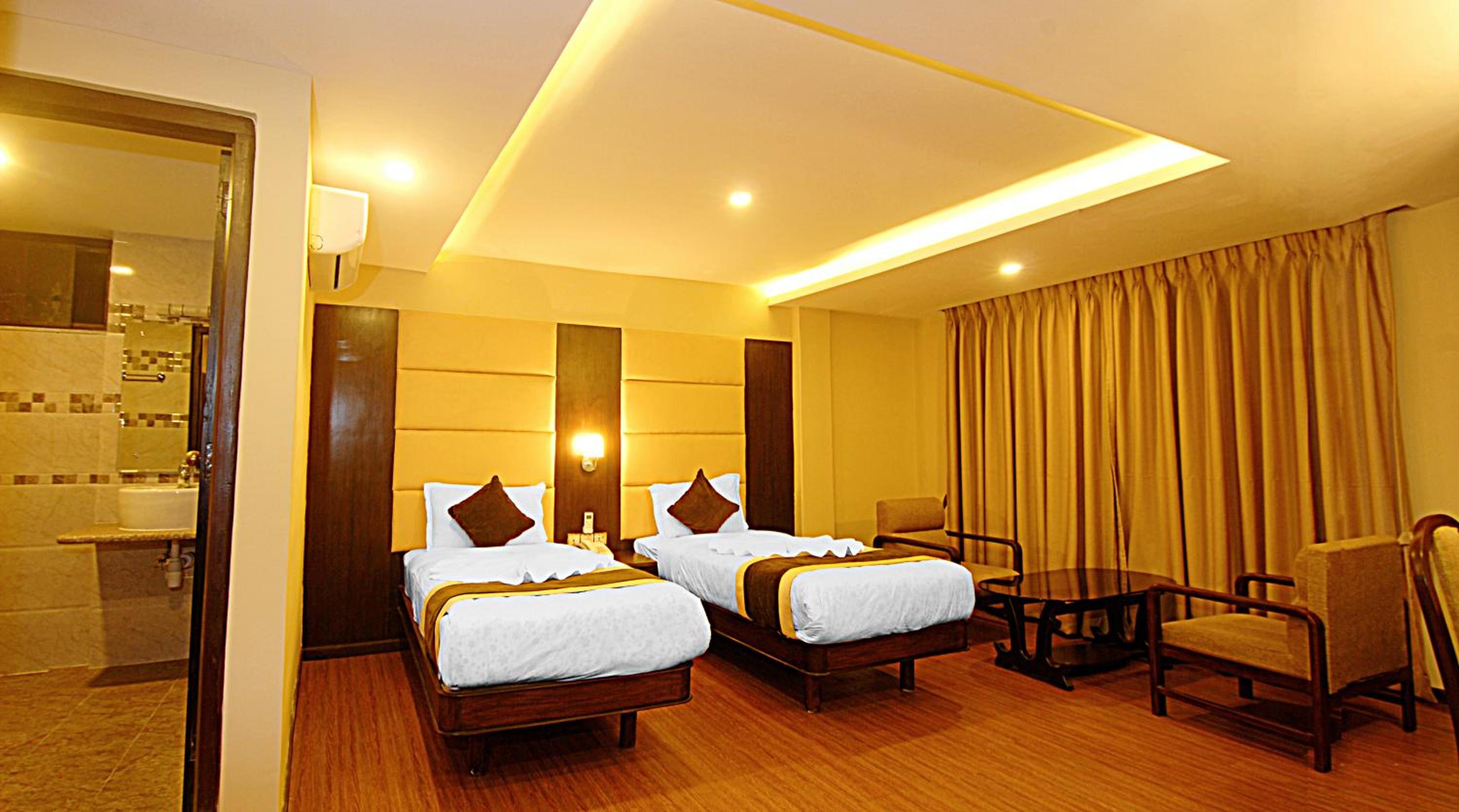 Deluxe Double or Twin Room photo 2