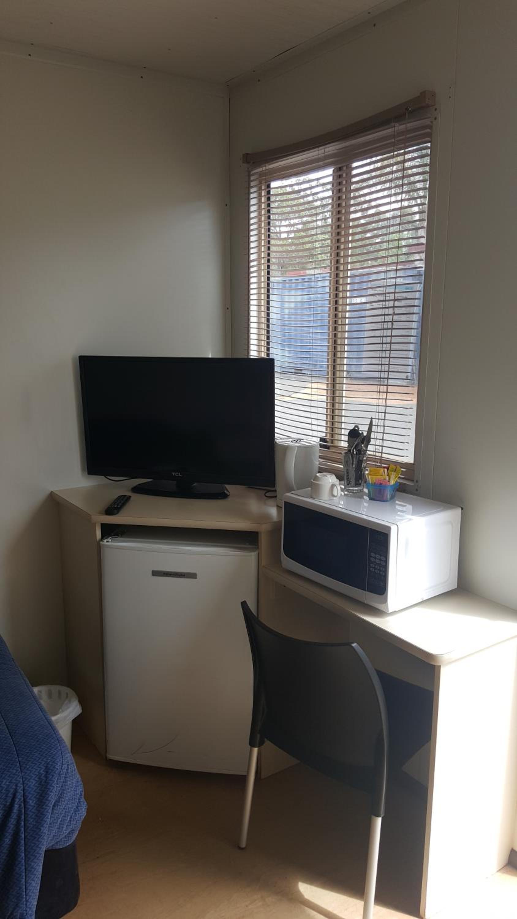 Budget Single Room19 photo 2