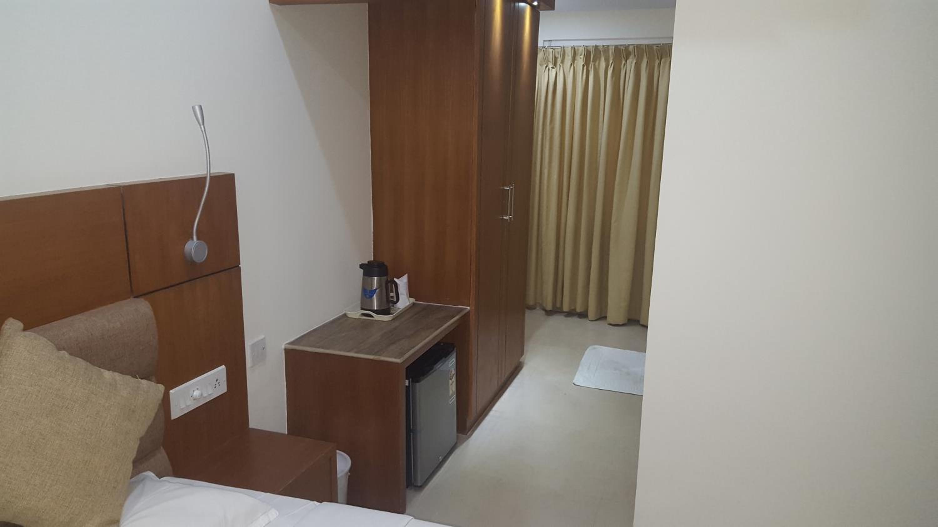 Deluxe Double Room - Photo 7