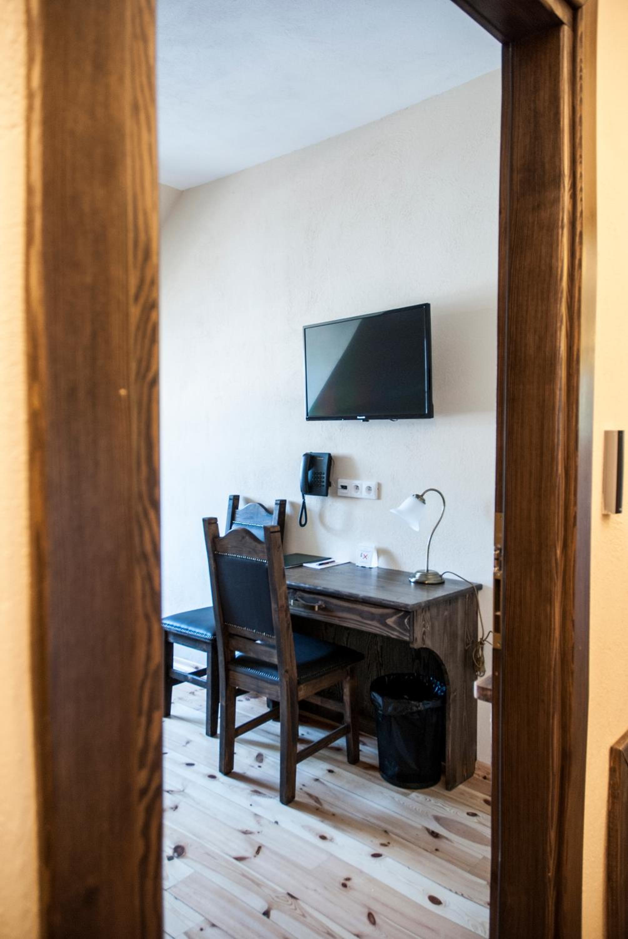 Twin Room - Photo 2