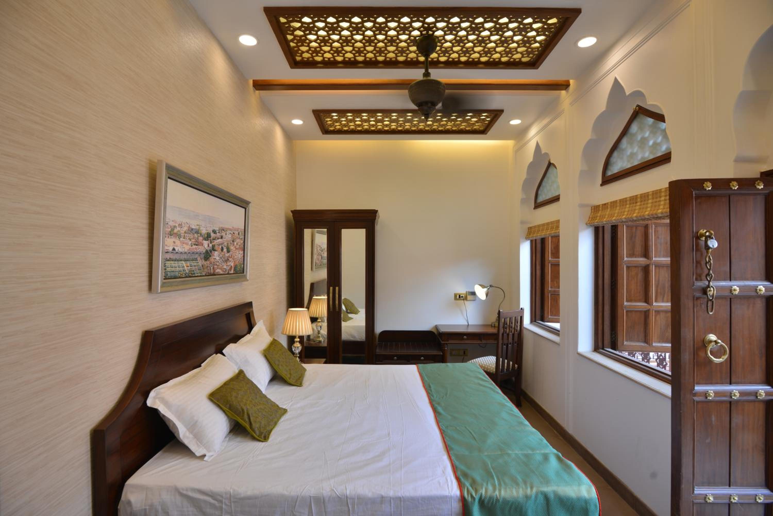 Jharoka Room - Haveli Dharampura