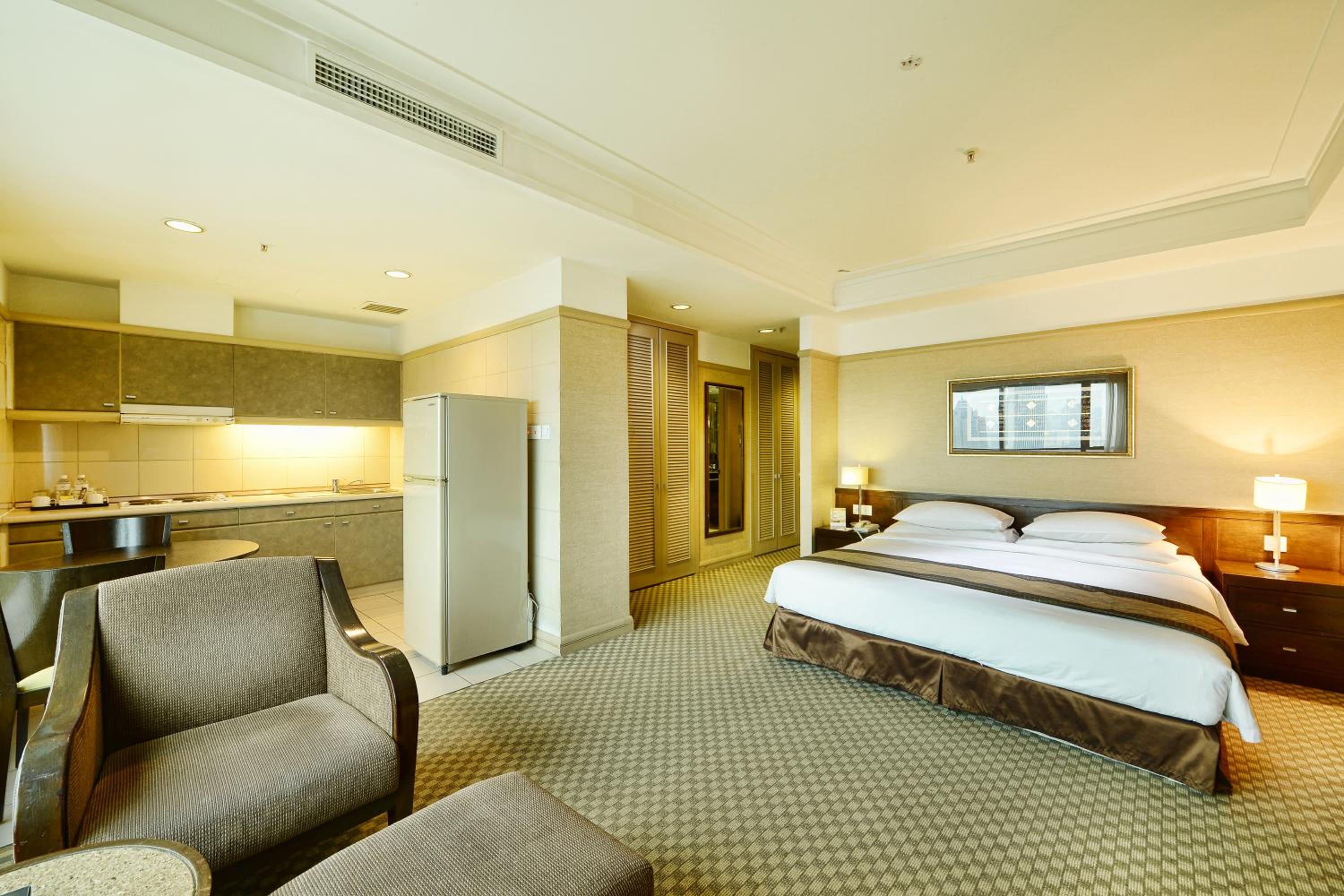 Superior King Room photo 3