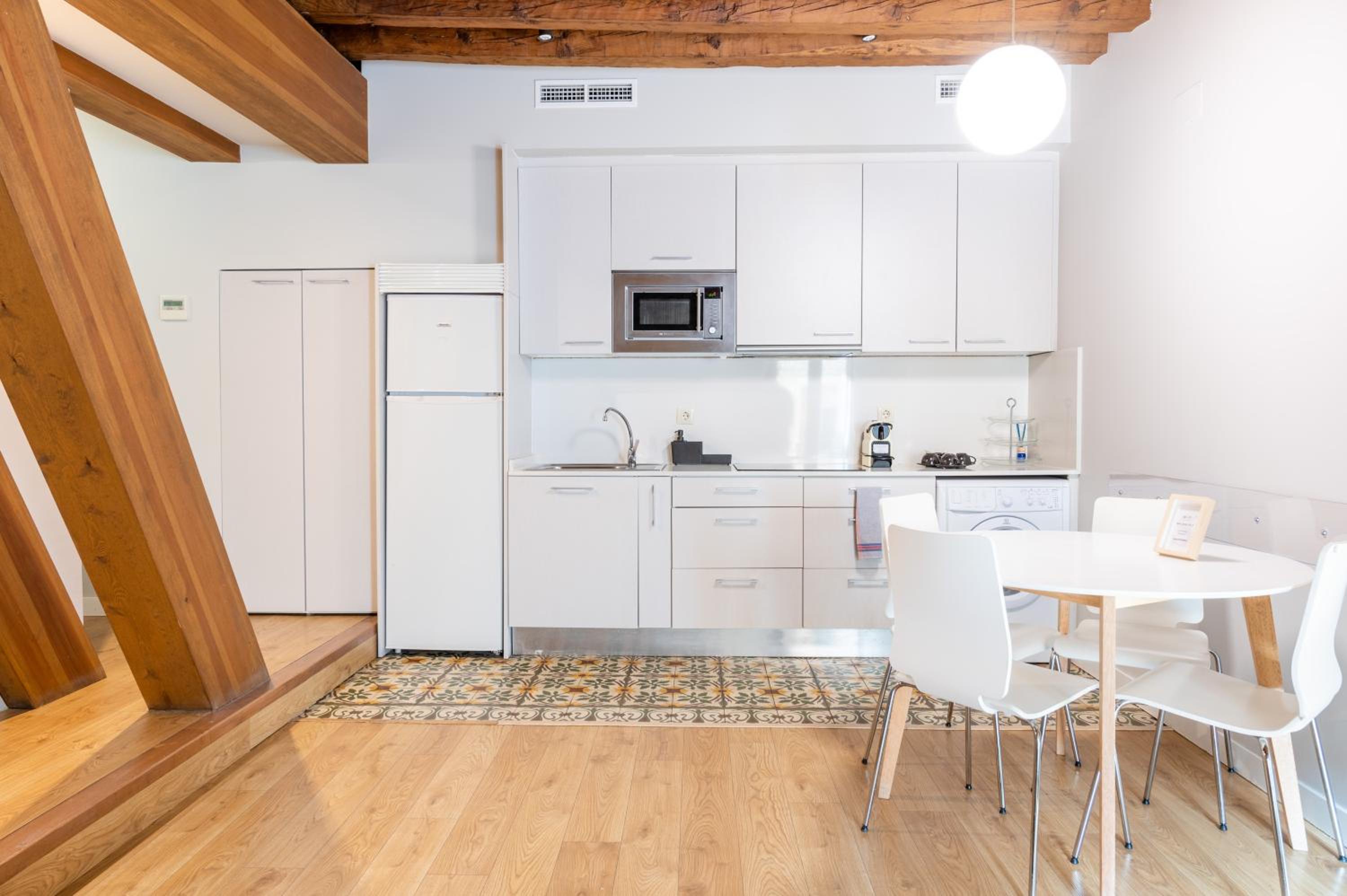 Two-Room Apartment - Photo 5
