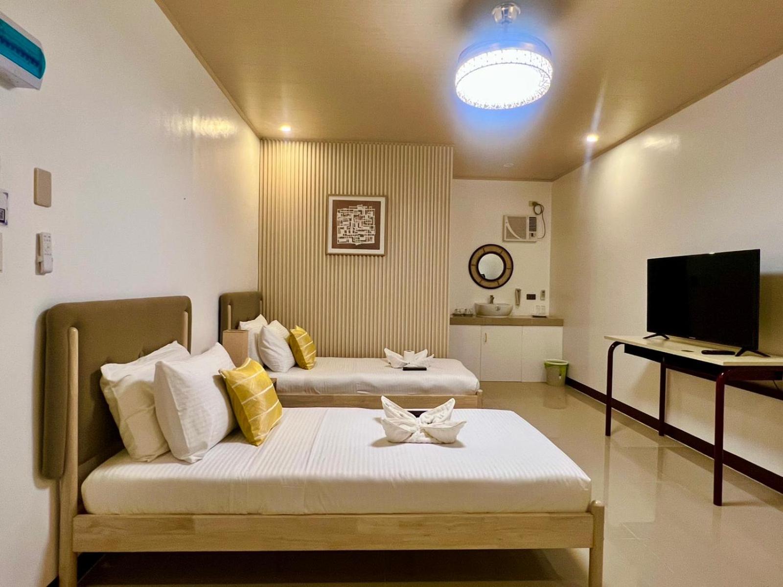 Deluxe Twin Room photo 2