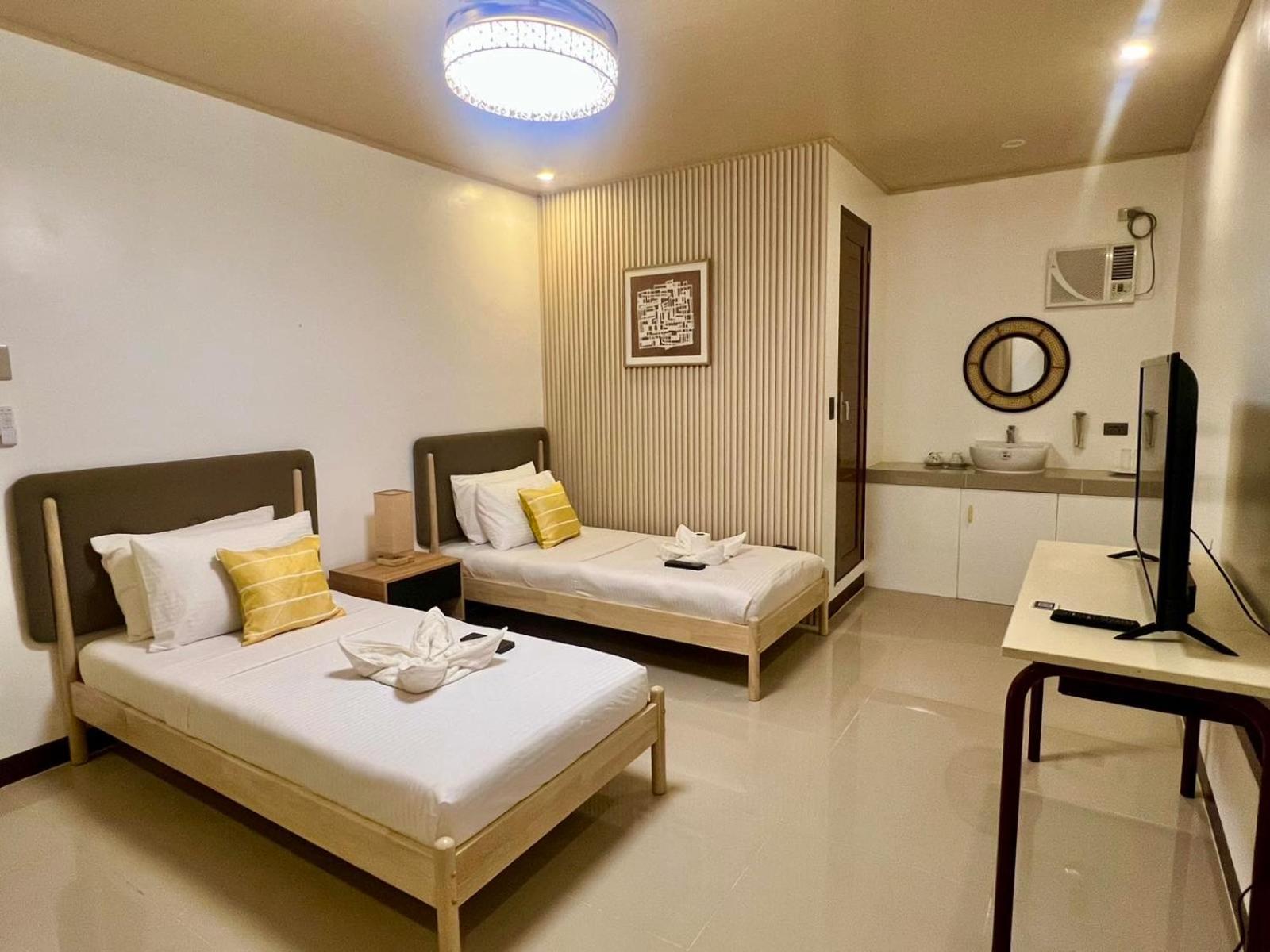 Deluxe Twin Room photo 3
