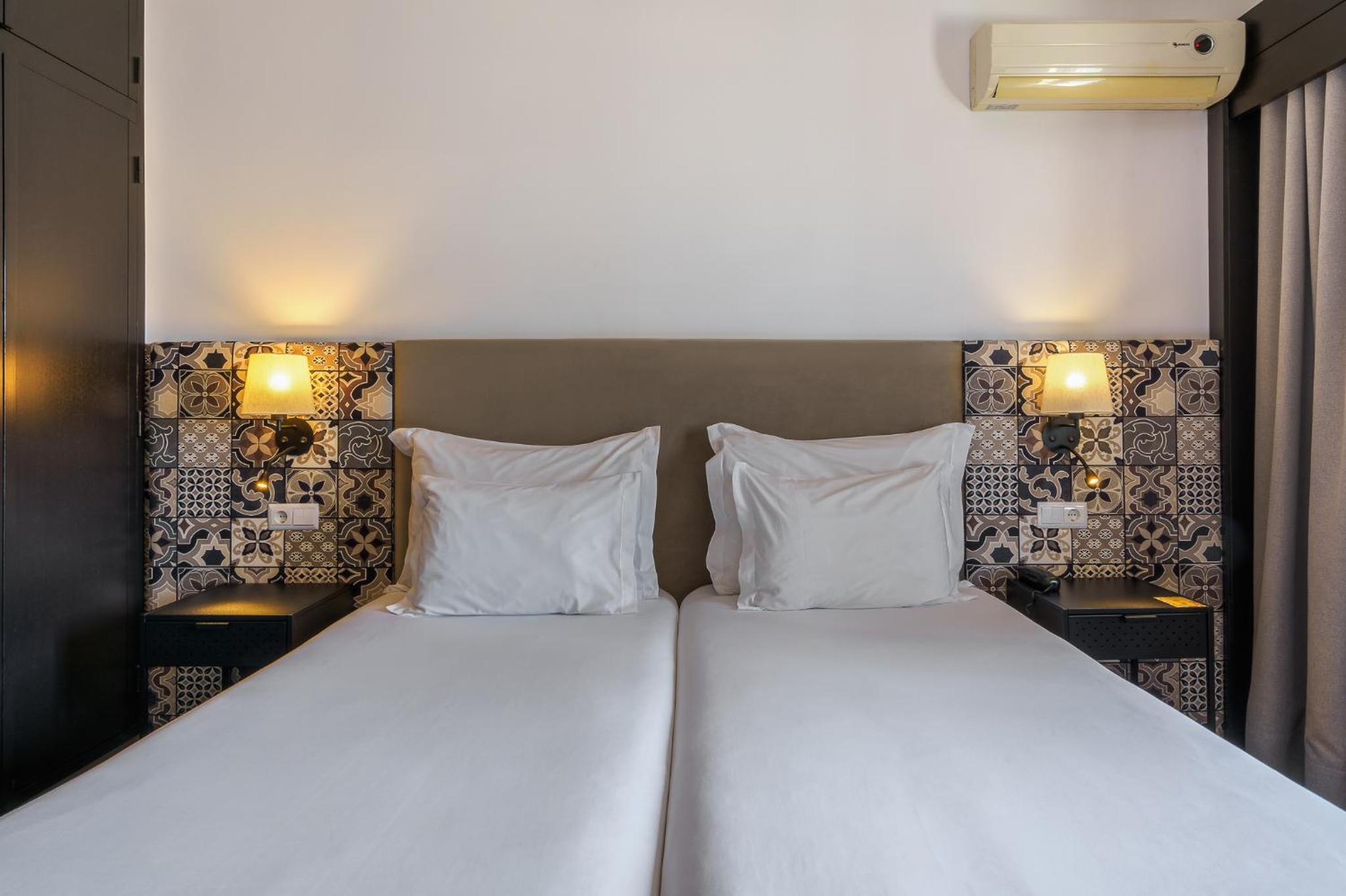 Standard Double or Twin Room photo 2