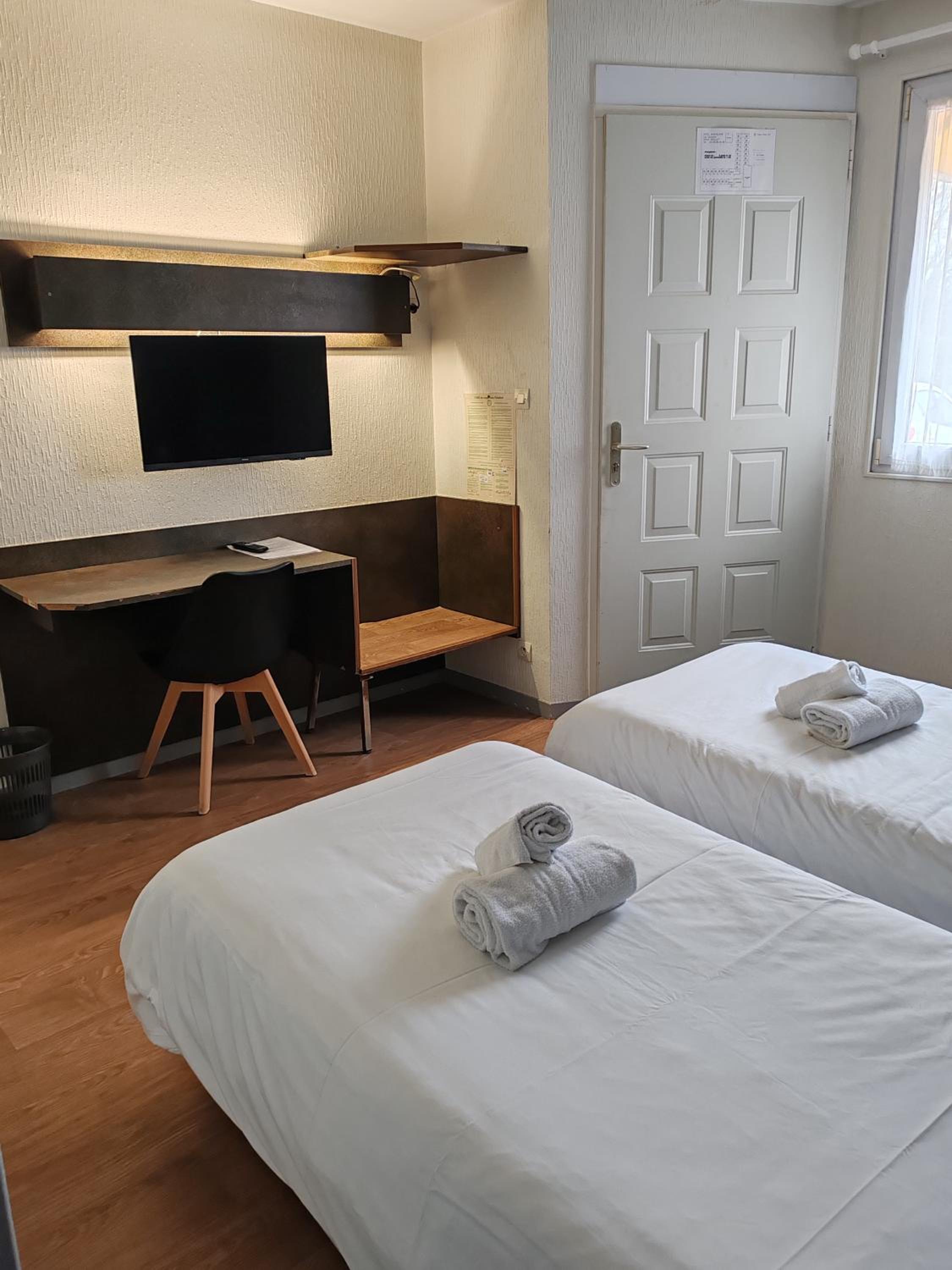 Twin Room photo 2