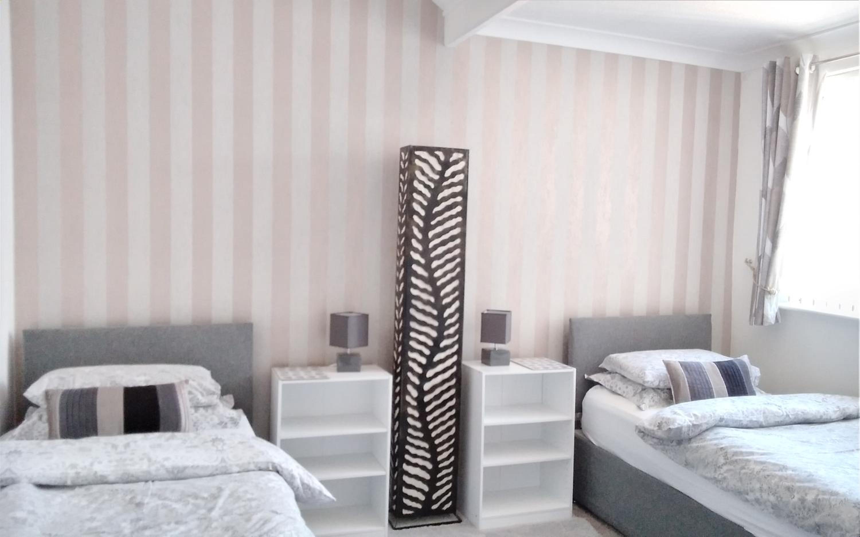 Large Twin Room photo 1