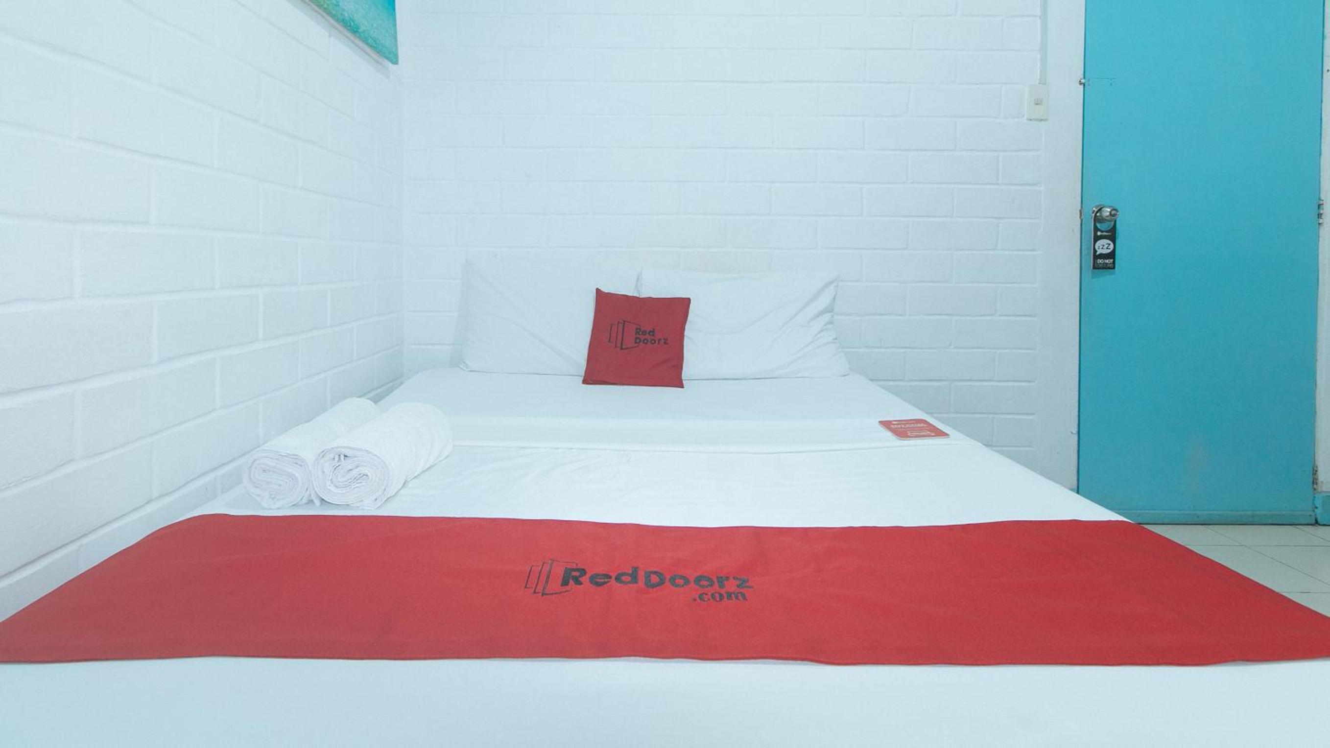 Standard Double Room - Photo 6