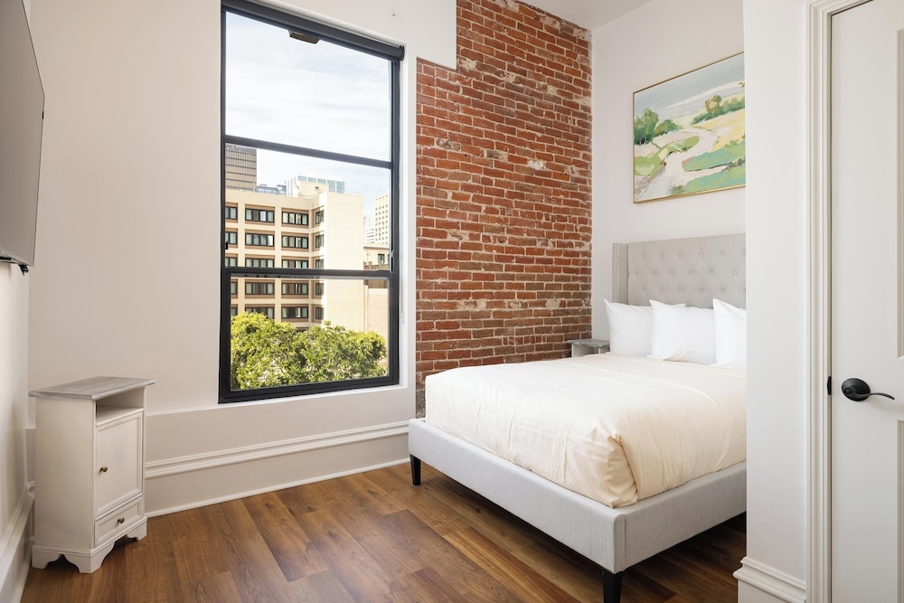 Basic Room - Photo 3
