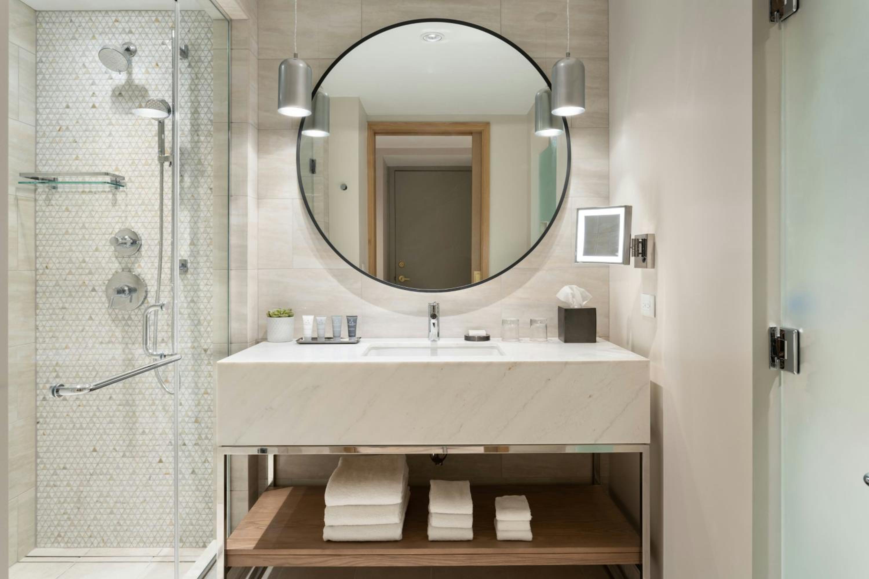 Stay Well Guest room with 2 Queen Beds