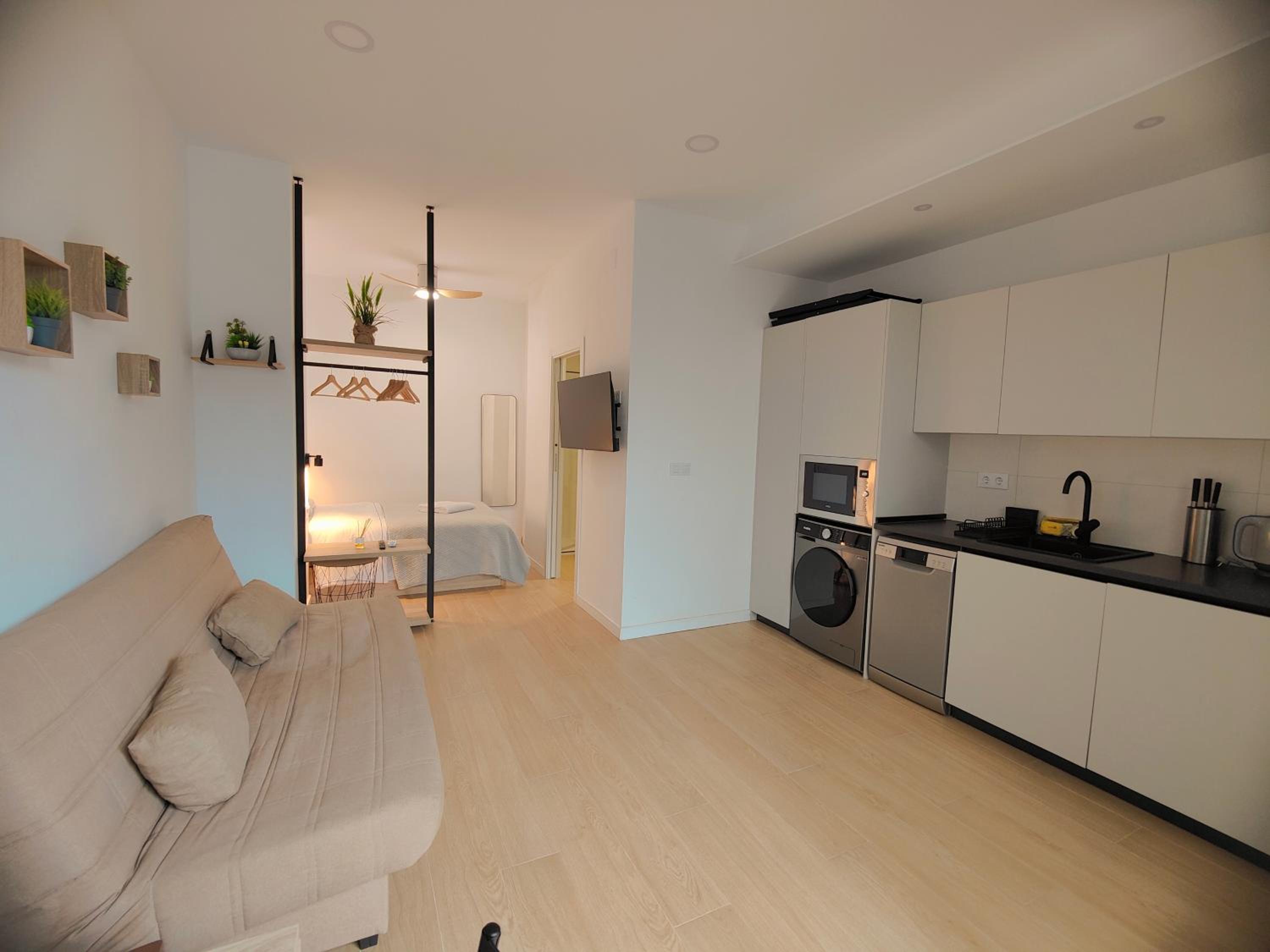 One-Bedroom Apartment