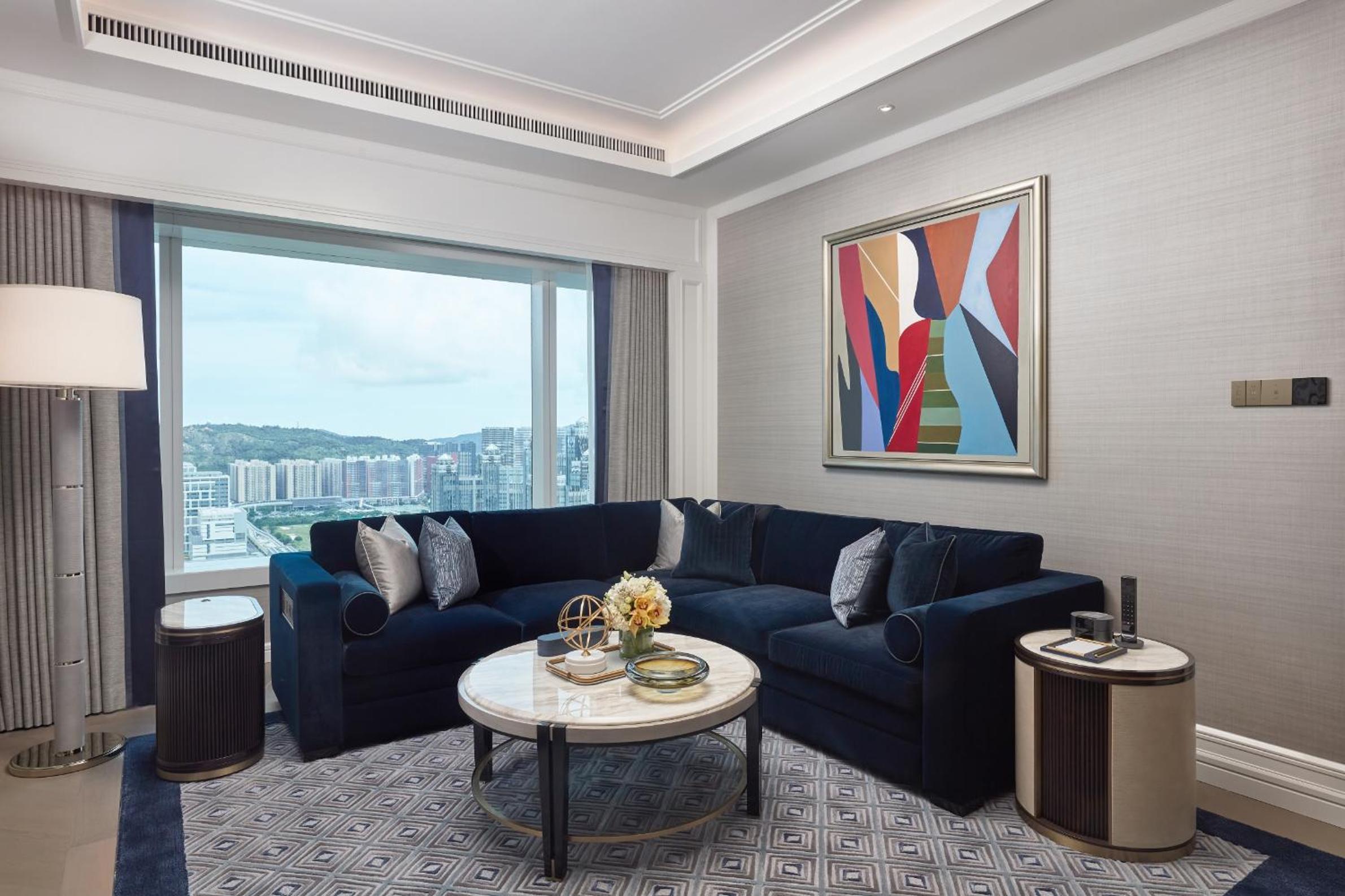 Elizabeth One-Bedroom Double Suite - Bond Tower