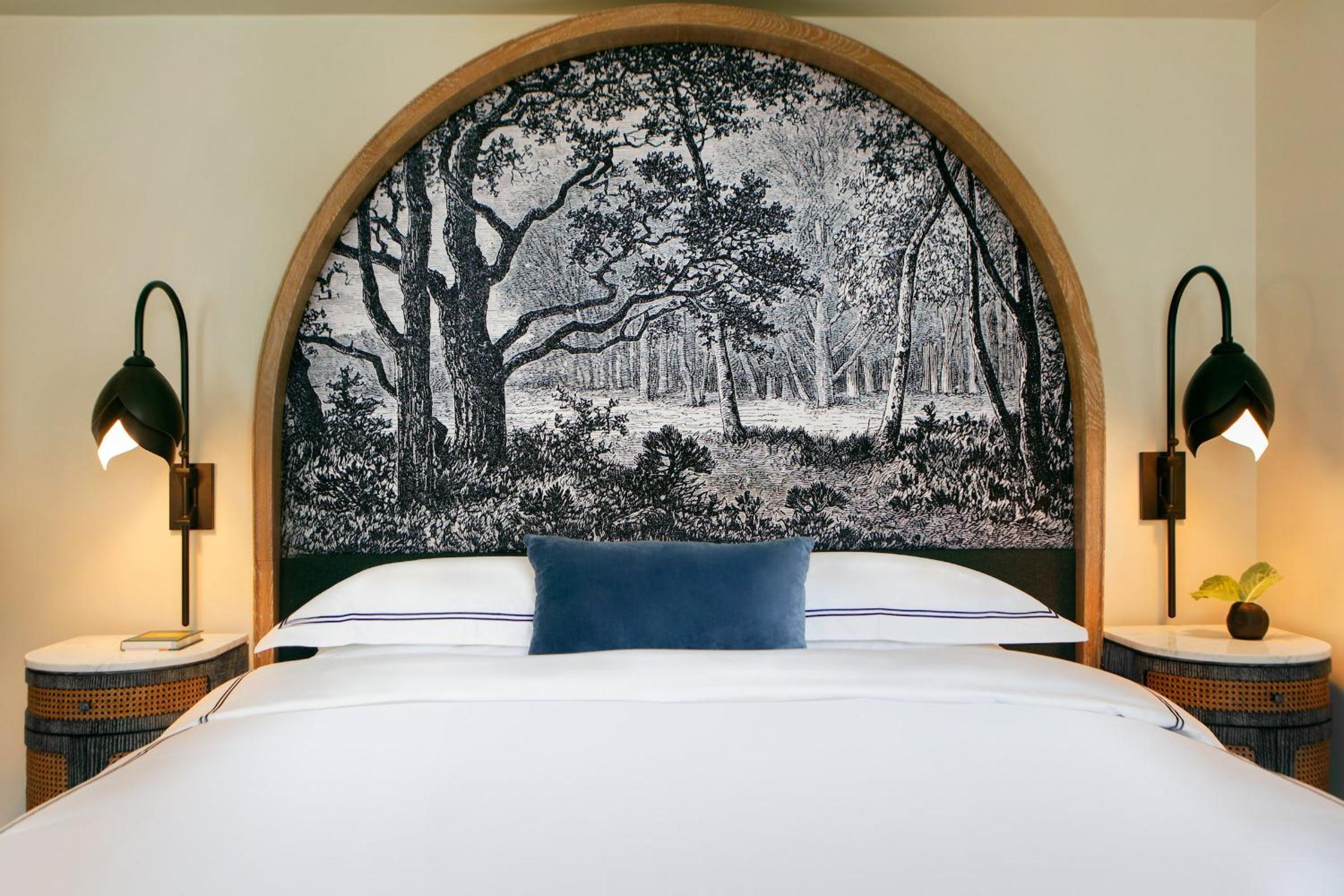 King Room with Balcony and Communications Mobility Accessible Roll-In Shower