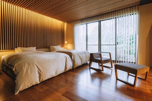 Twin Room with Private External Bathroom