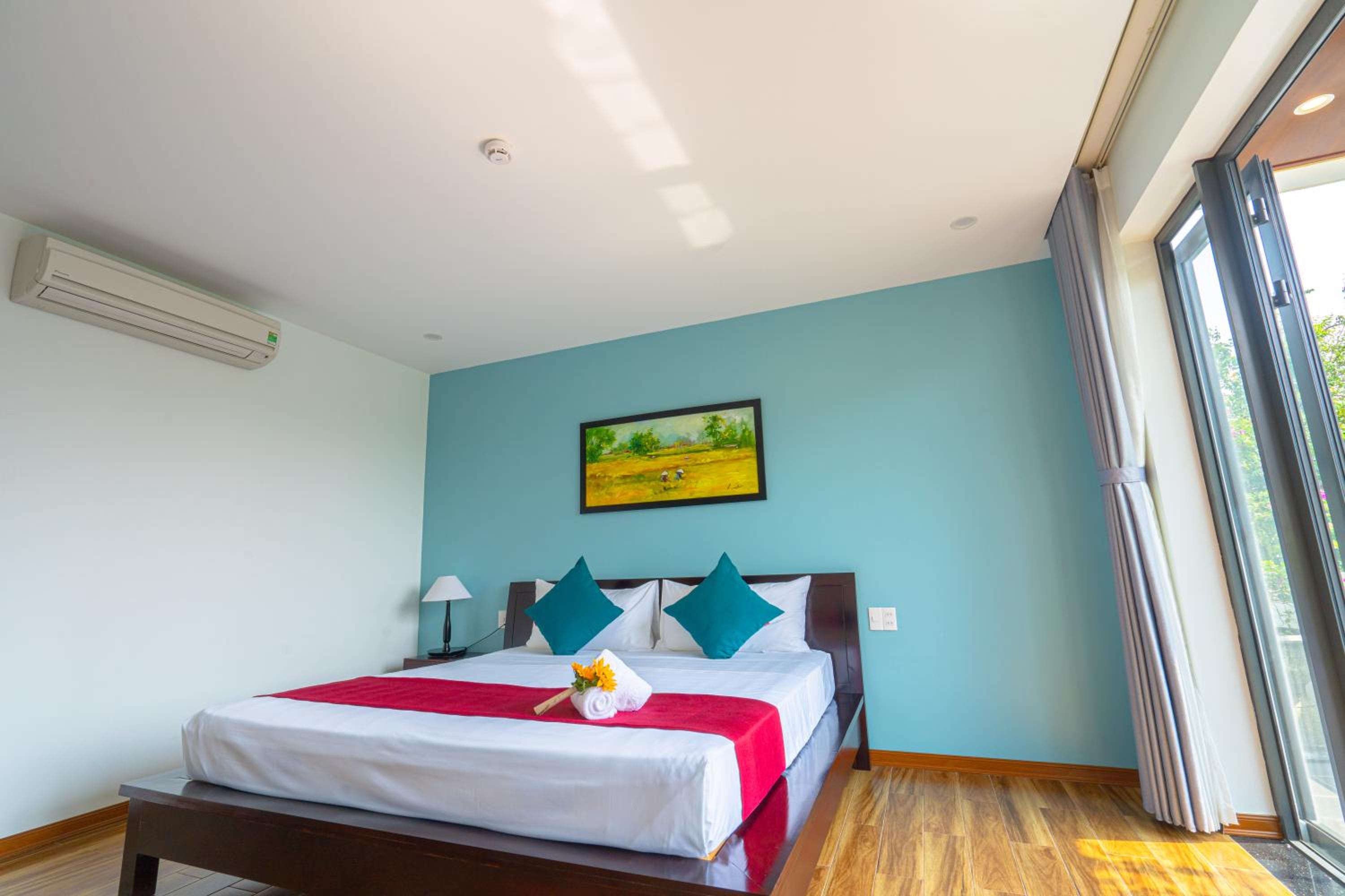 Double or Twin Room with Balcony