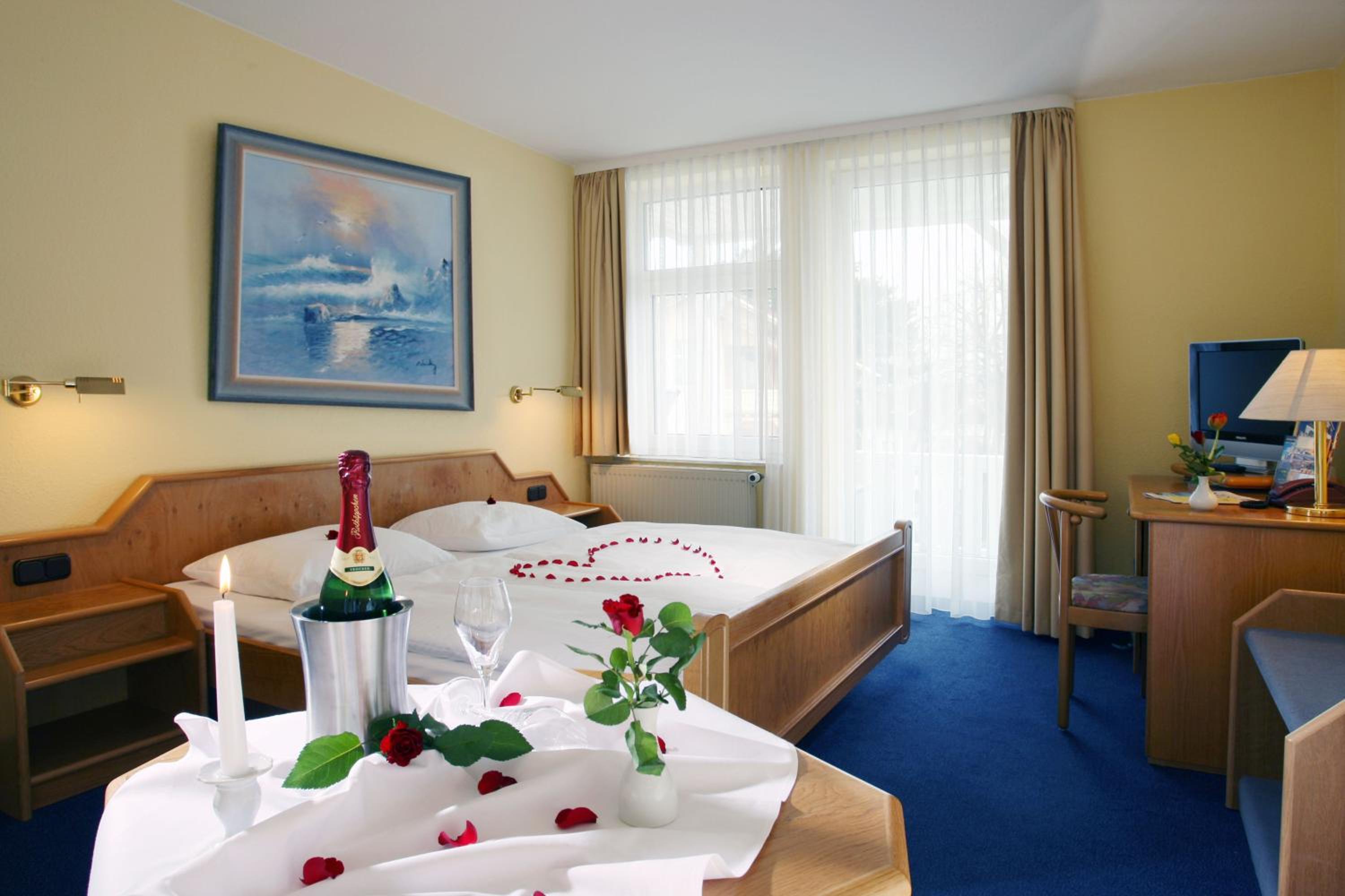 Double Room - Photo 9