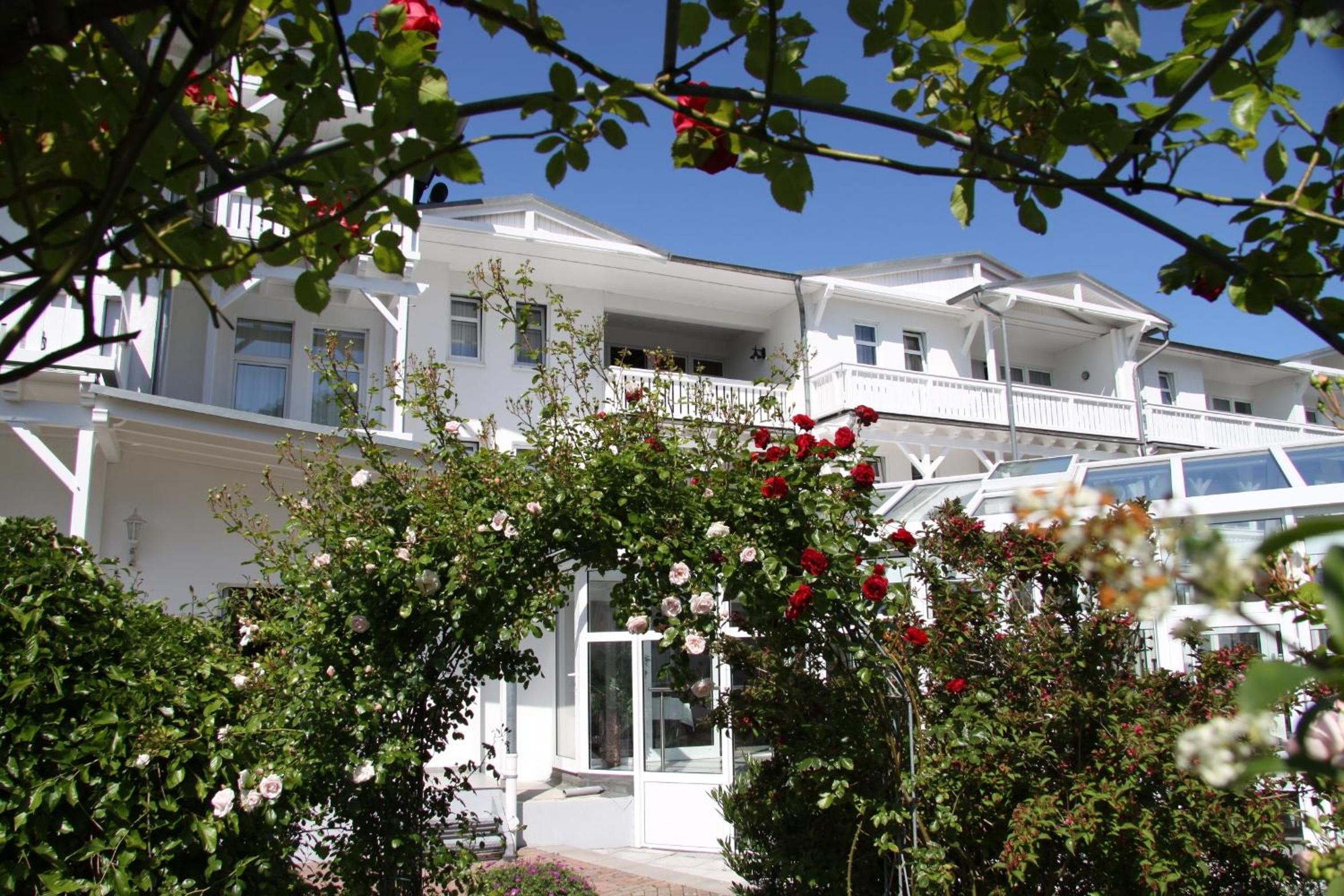 Comfort Double Room with Sea View - Photo 9