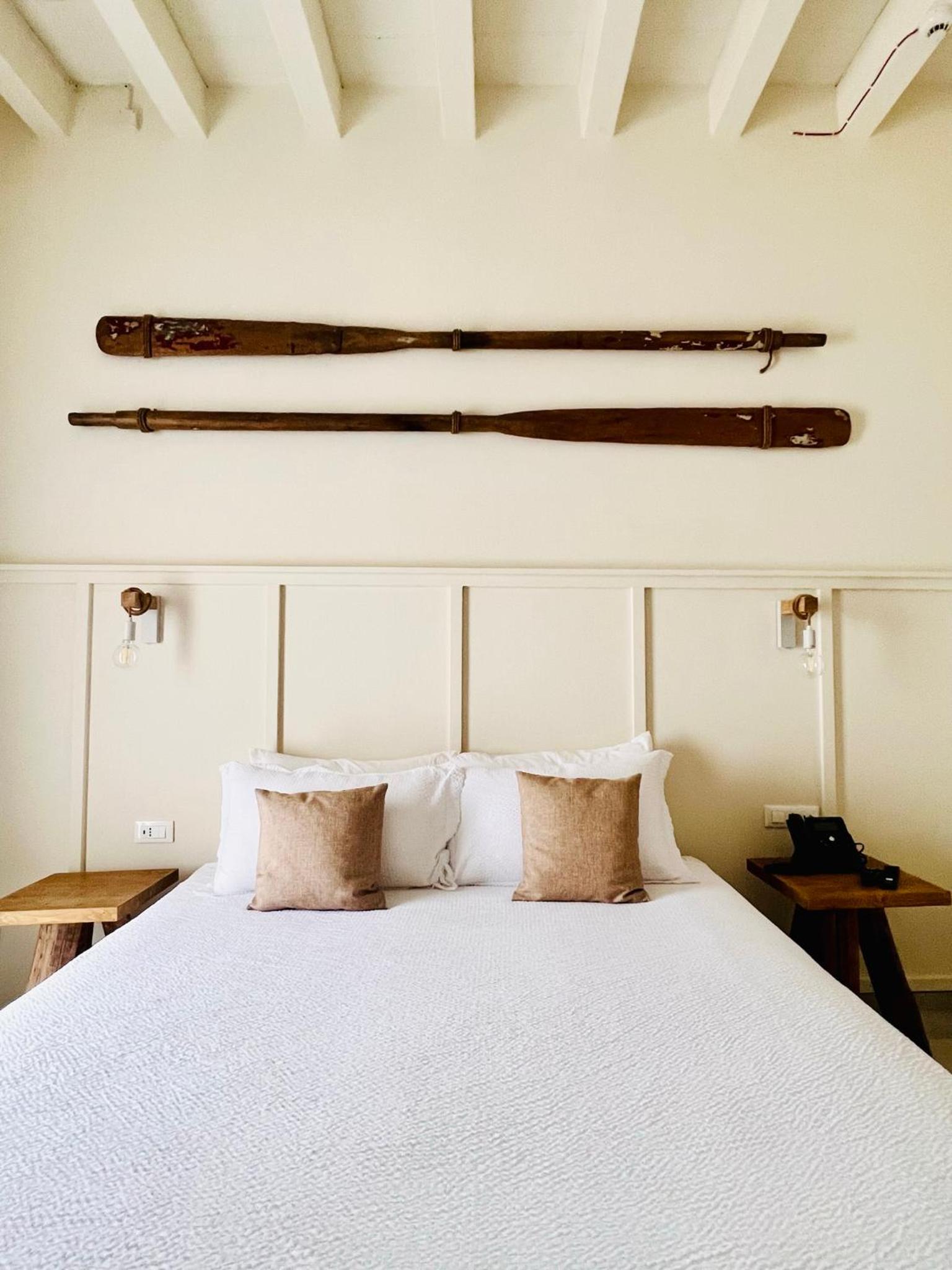 Deluxe Double Room with Balcony and Sea View - Photo 5