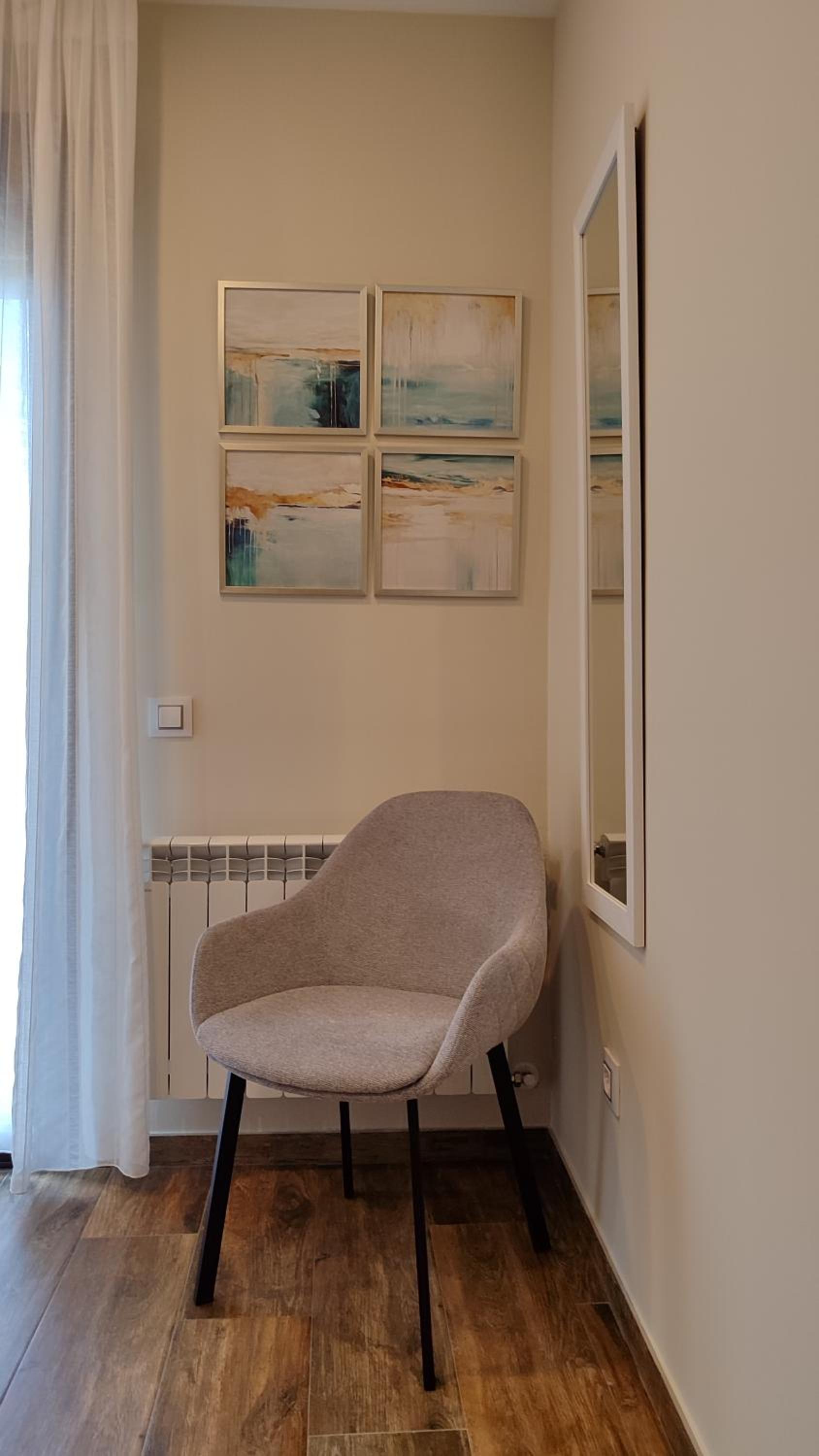 Classic Apartment photo 1