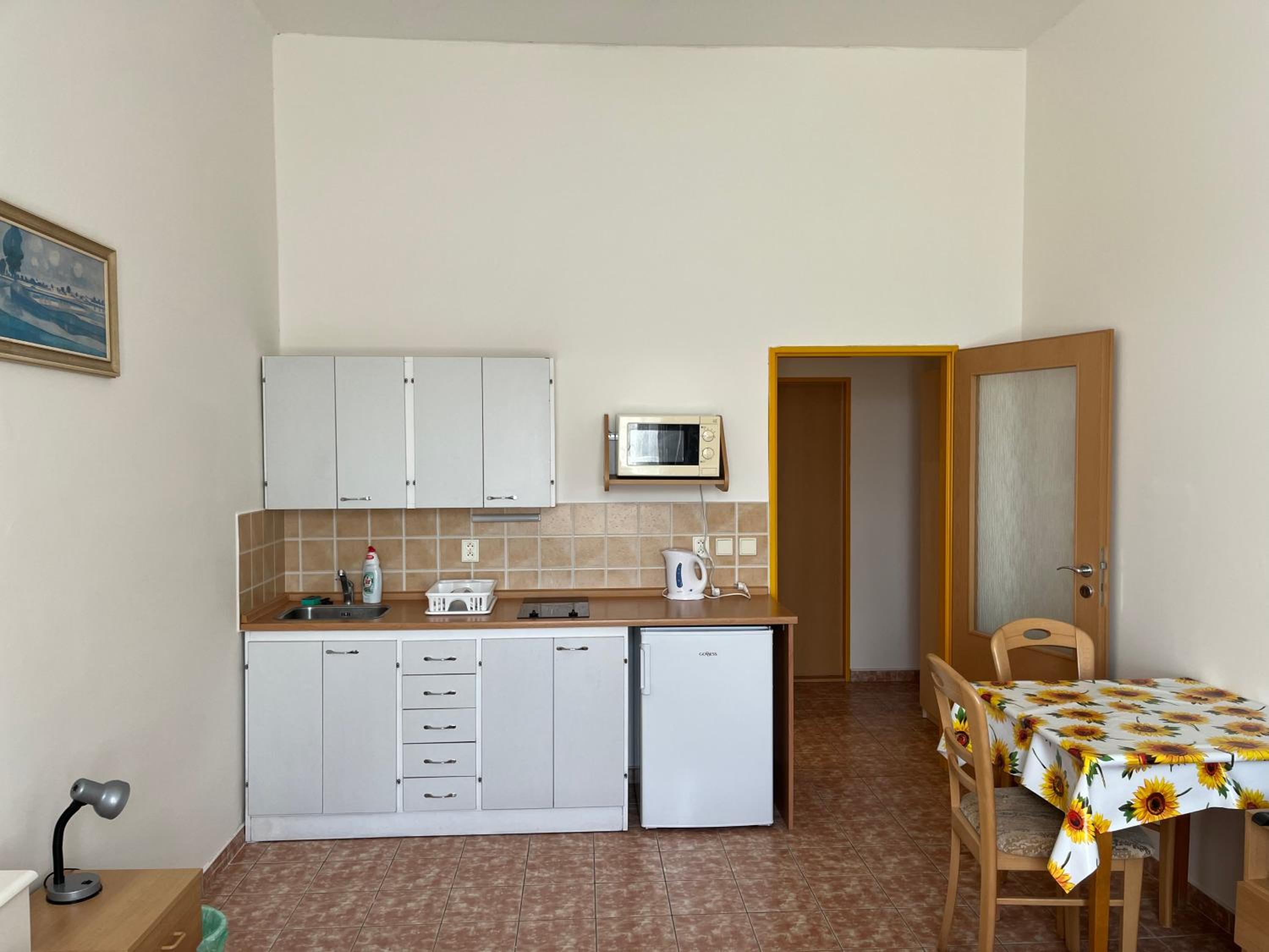 Apartment photo 3