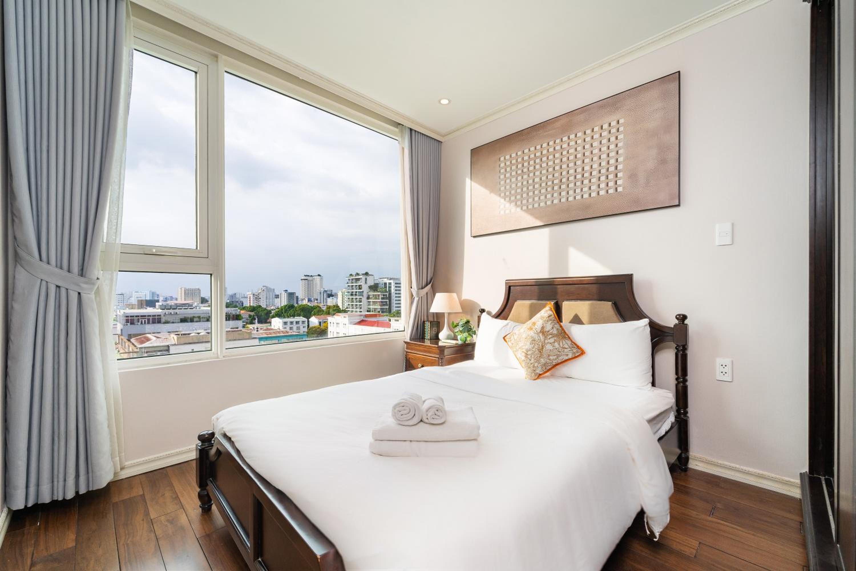 Two-Bedroom Apartment with City View