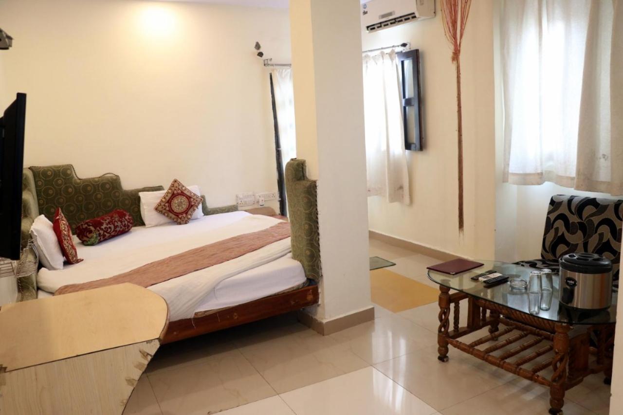 Double Room - Photo 3