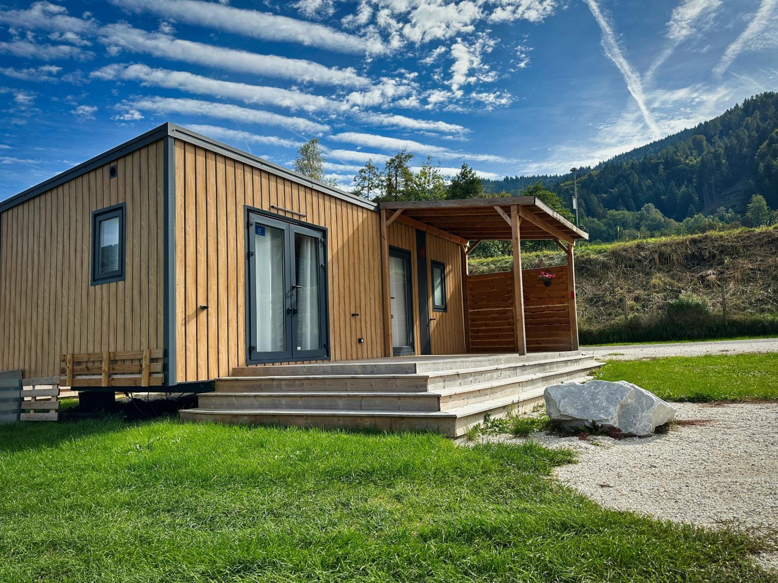 Mobile Home photo 1