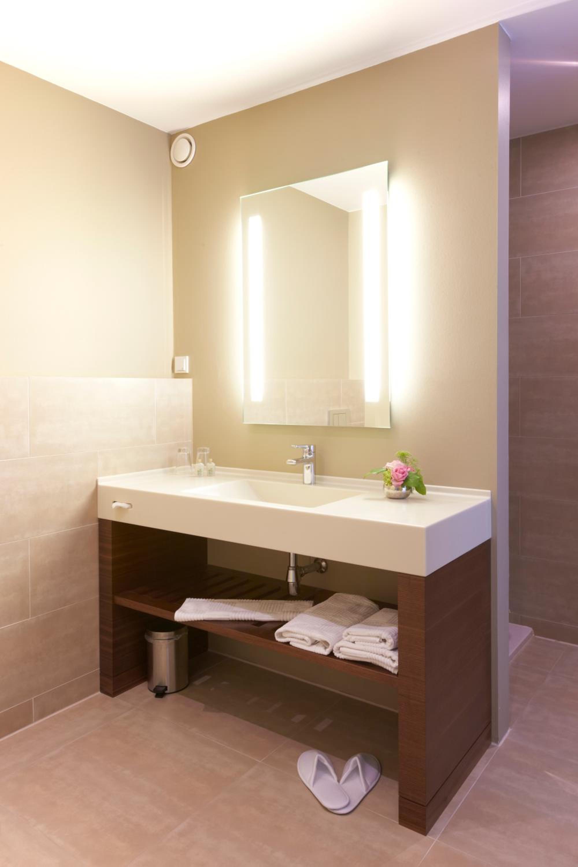 Deluxe Double Room - Photo 4