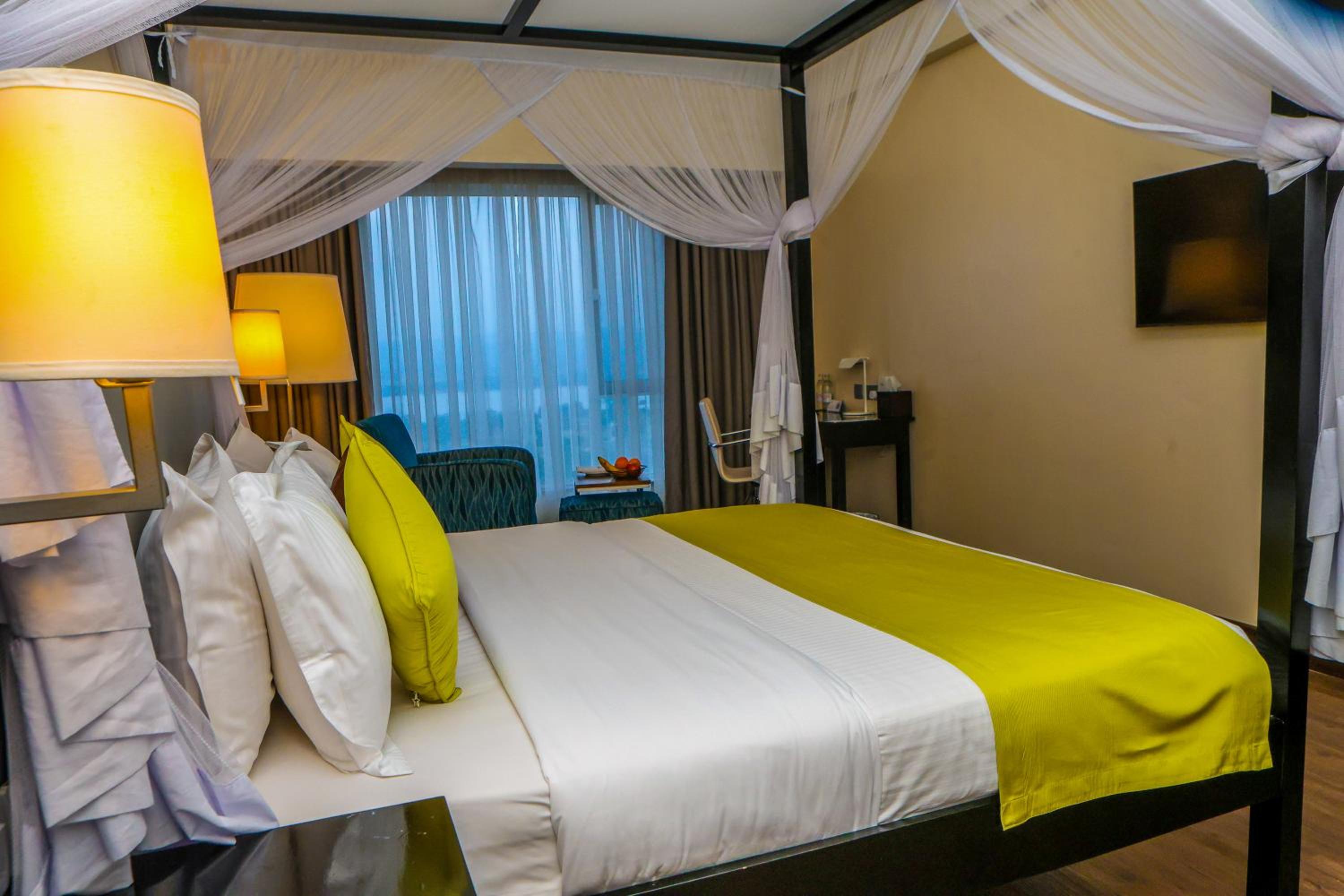 Deluxe King Room photo 3