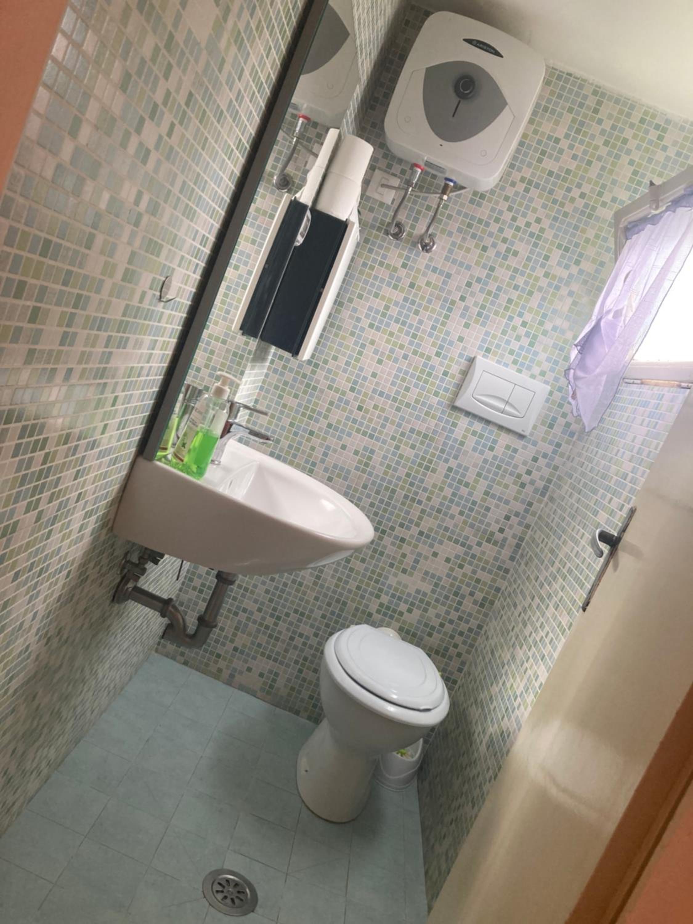 Double Room with Private Bathroom - Photo 1