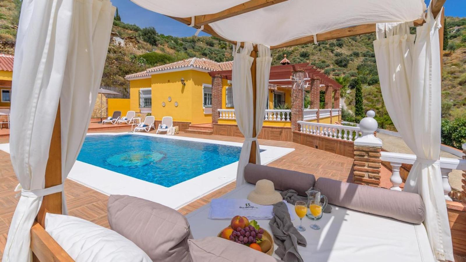 Villa de Tres Habitaciones