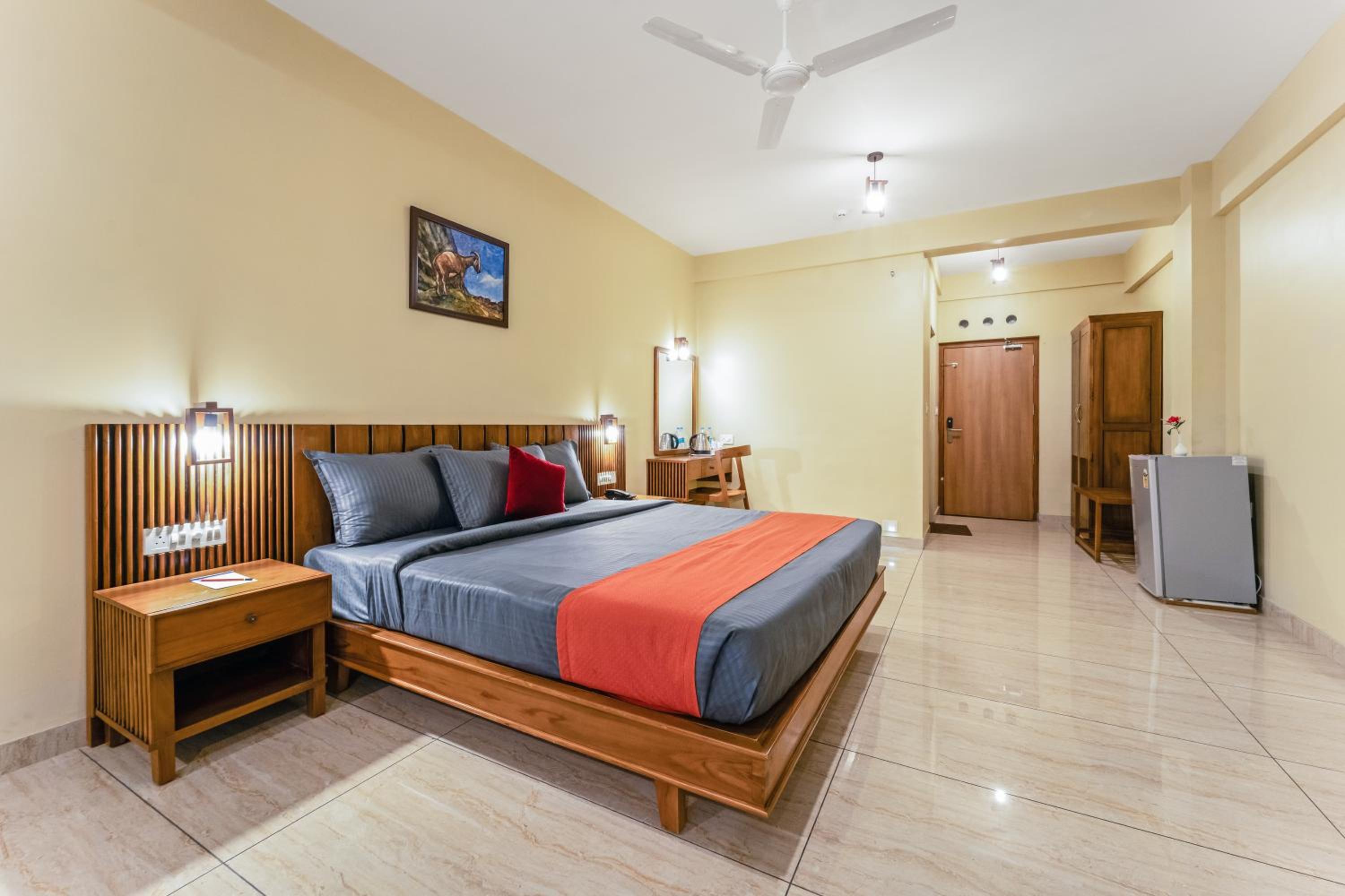 Superior Double or Twin Room with Mountain View photo 2