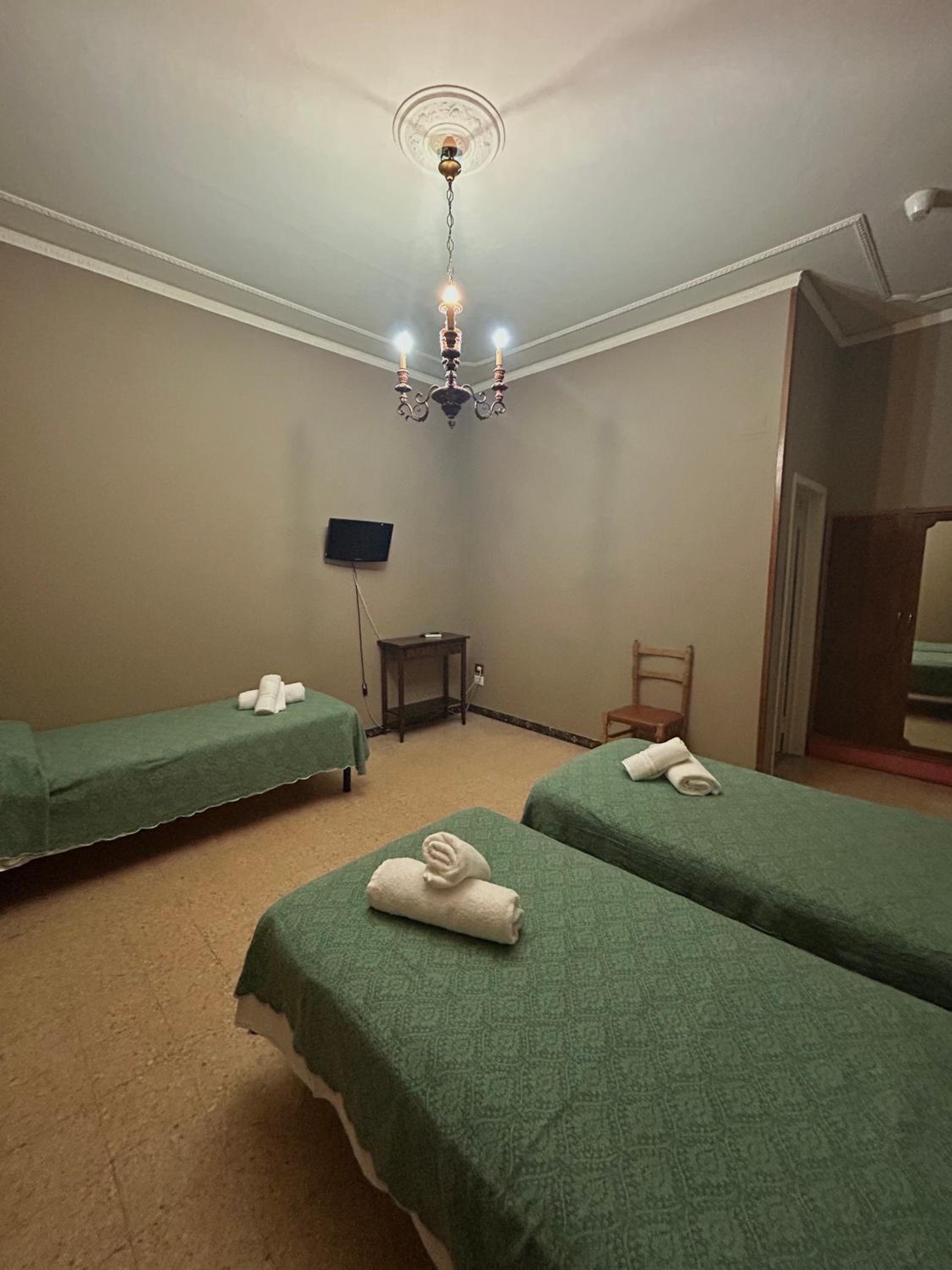 Triple Room