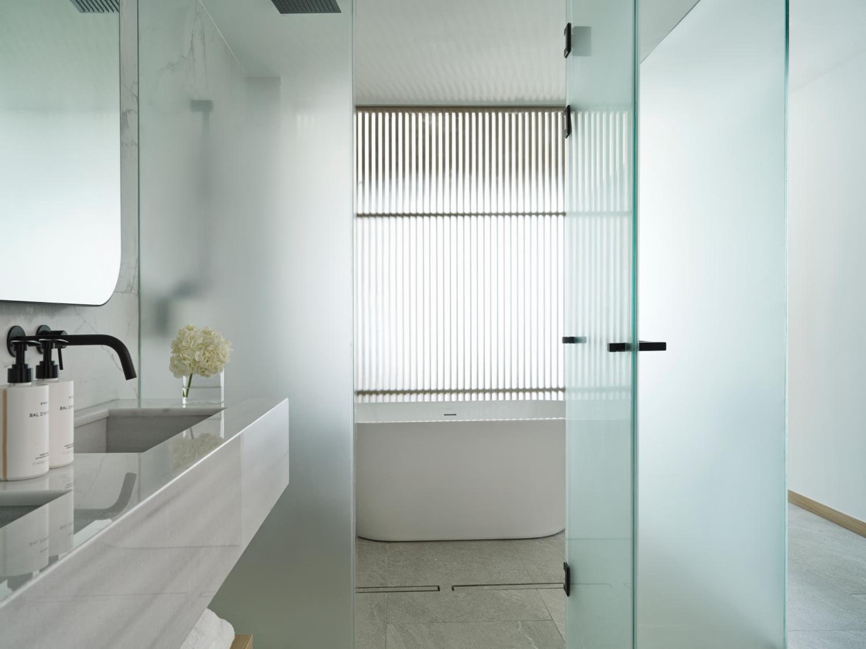 One-Bedroom Suite with Individual Plunge Pool - Sea View