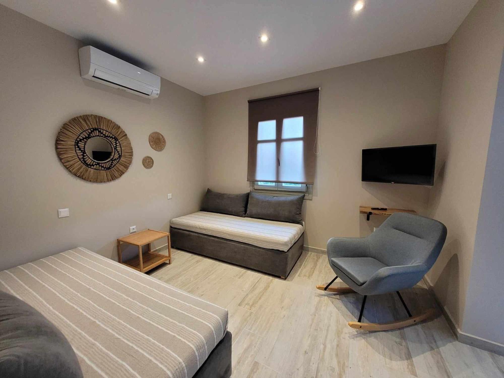 Quadruple Room with Terrace photo 3