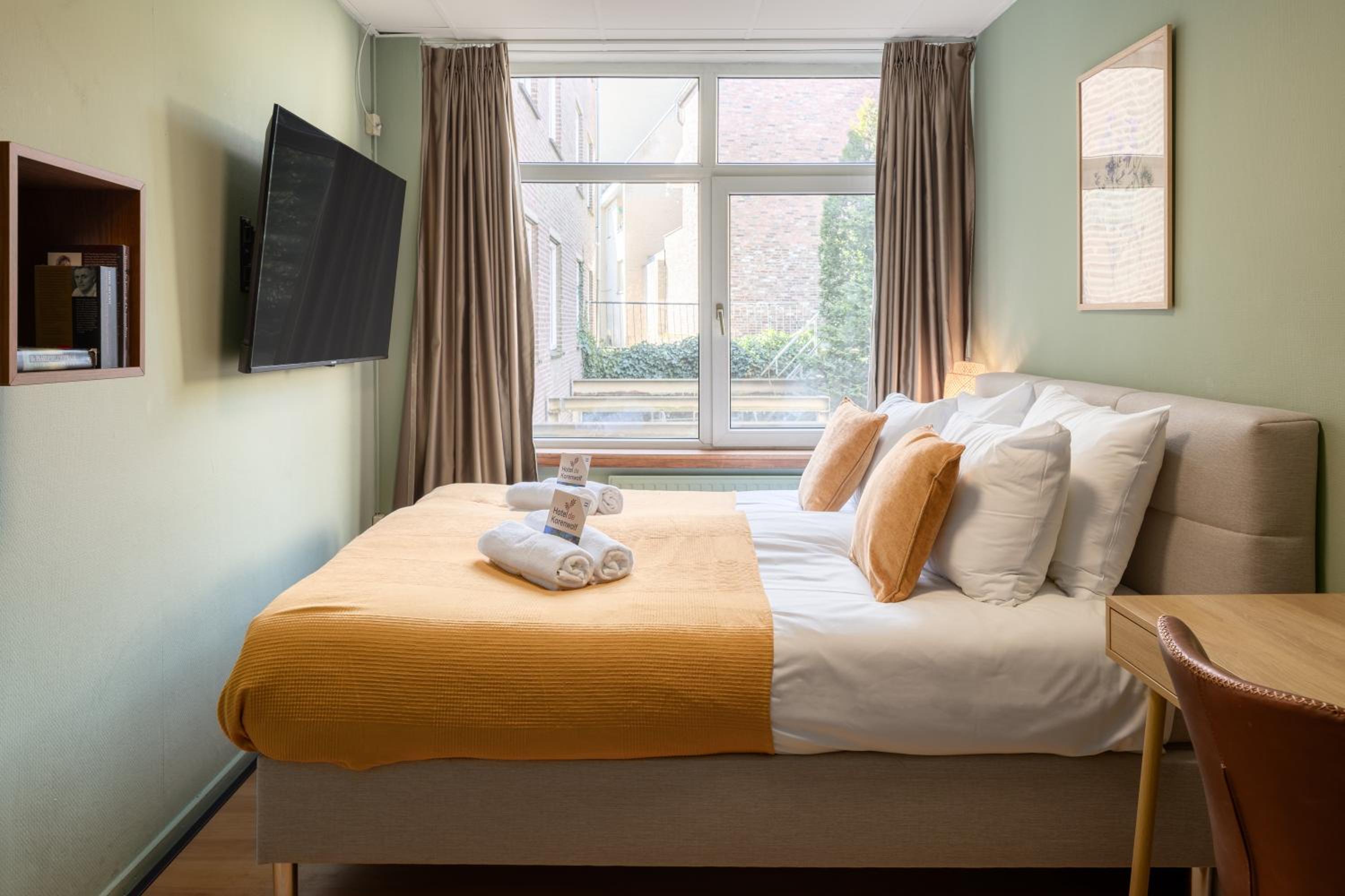 Small Double Room