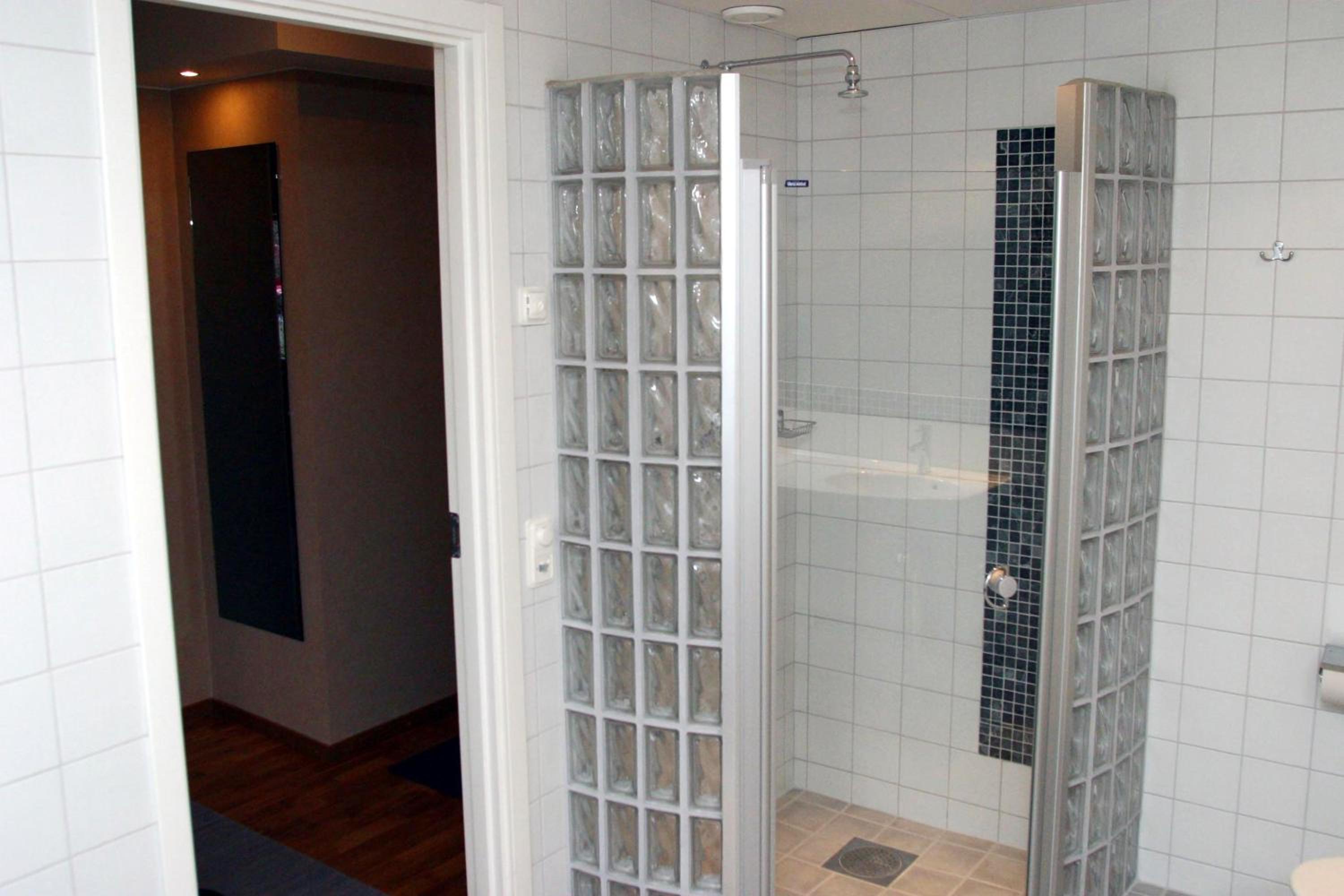 Junior Suite - Photo 13