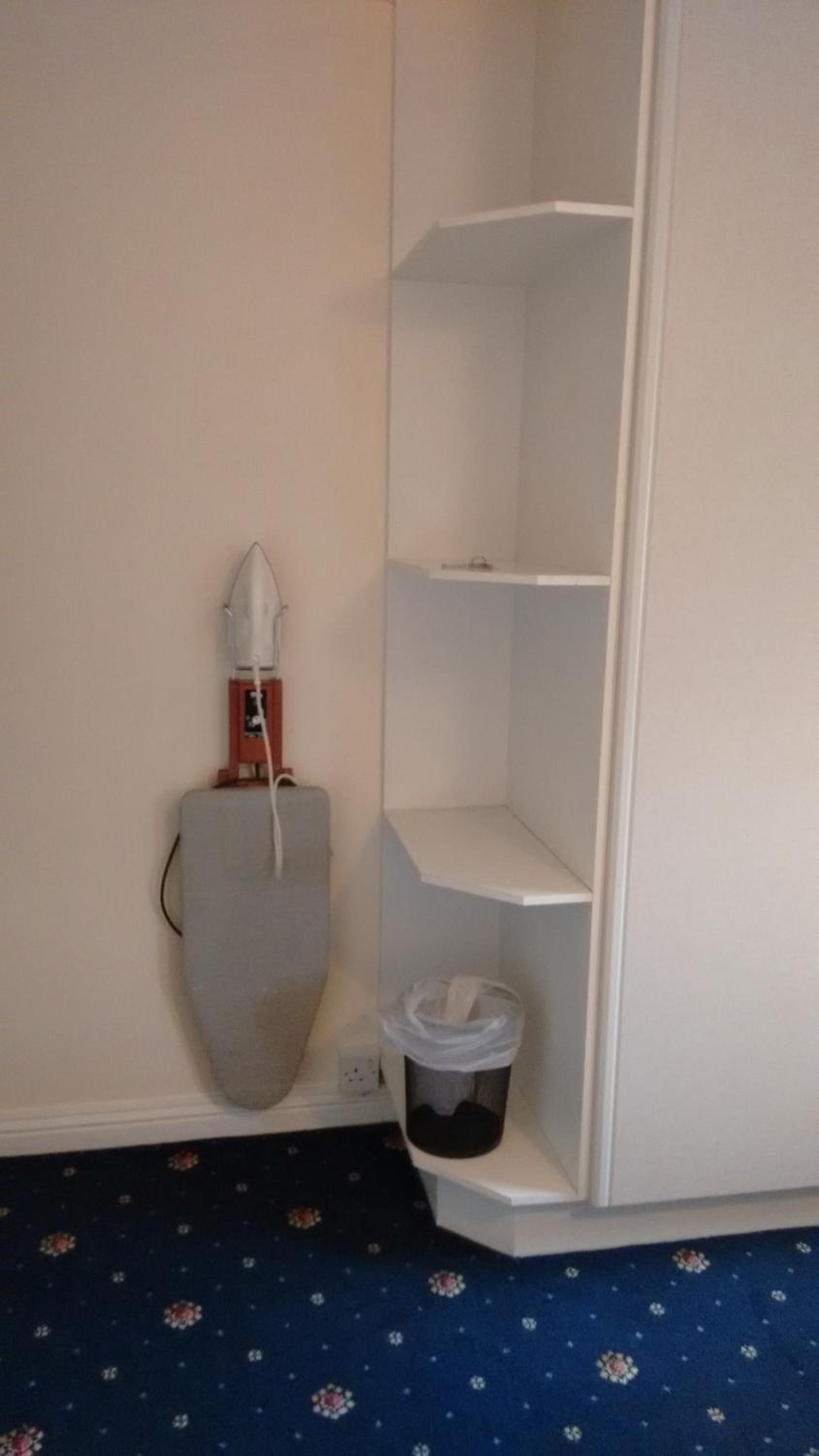 Triple Room with Private Bathroom - Photo 6
