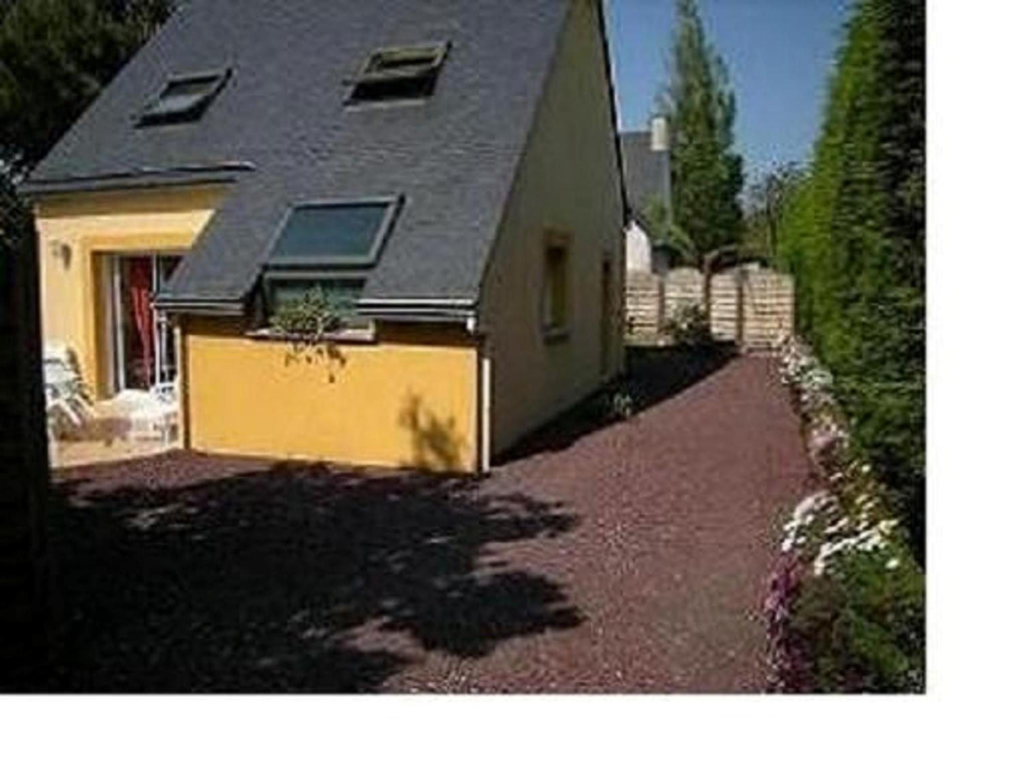 Three-Bedroom House photo 1