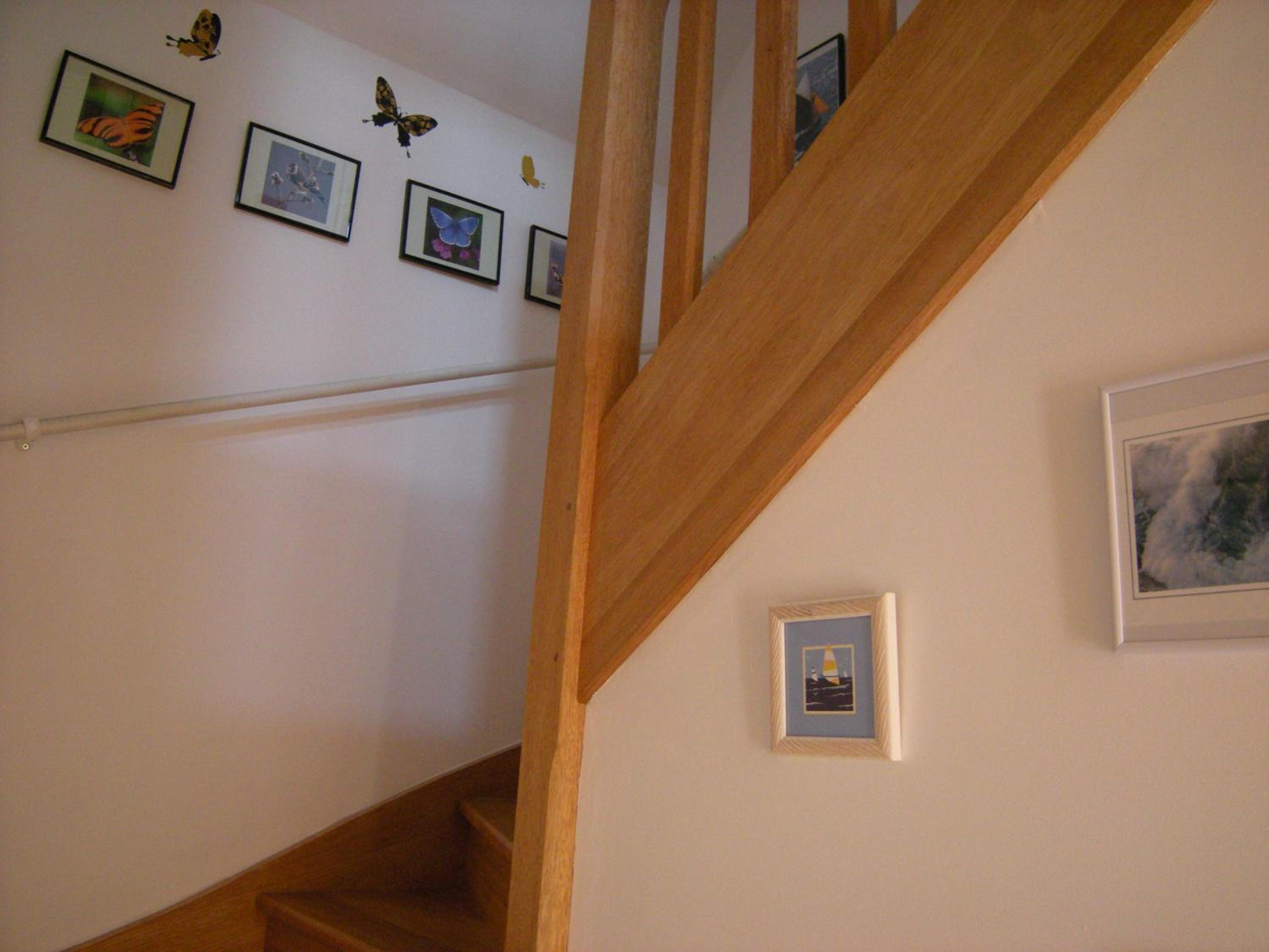 Three-Bedroom House photo 3