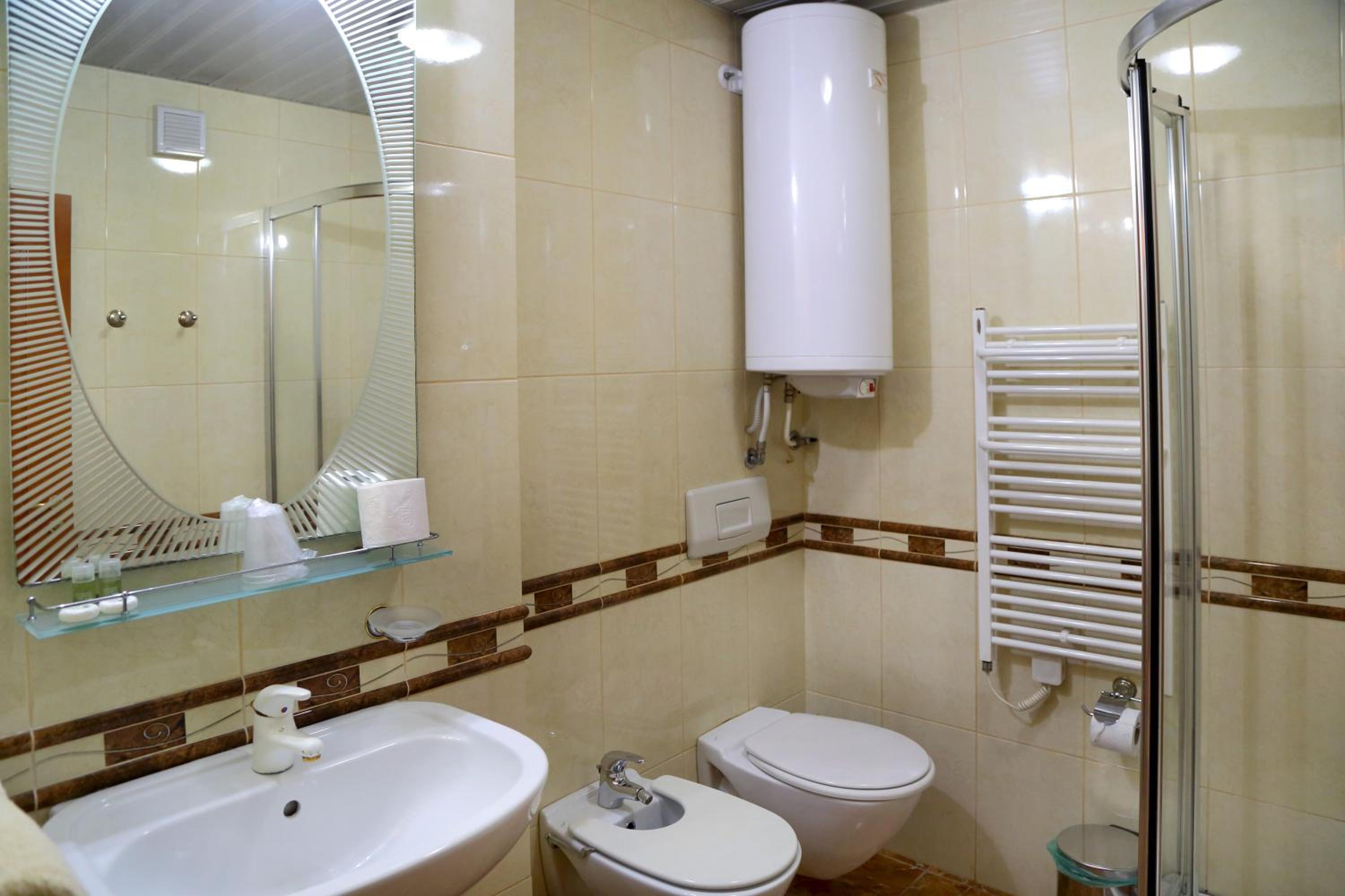 Three-Bedroom House - Photo 6