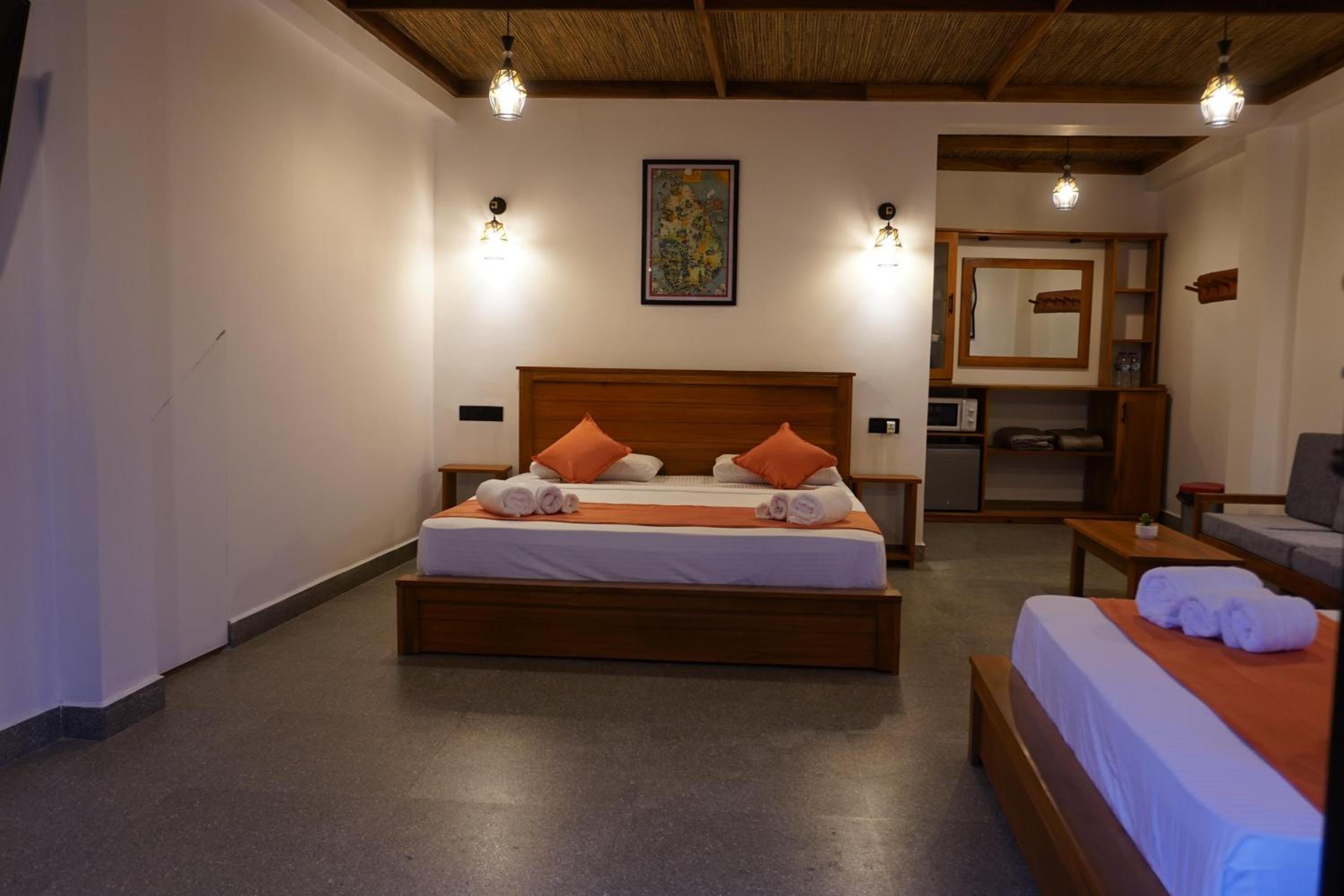 Deluxe Family Suite