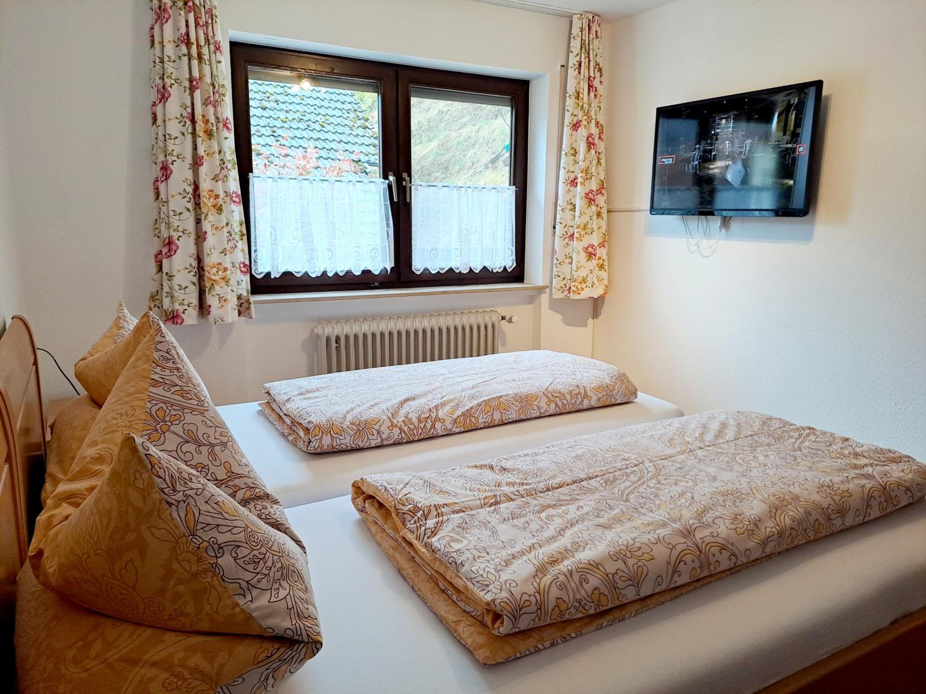 Small Double Room photo 2